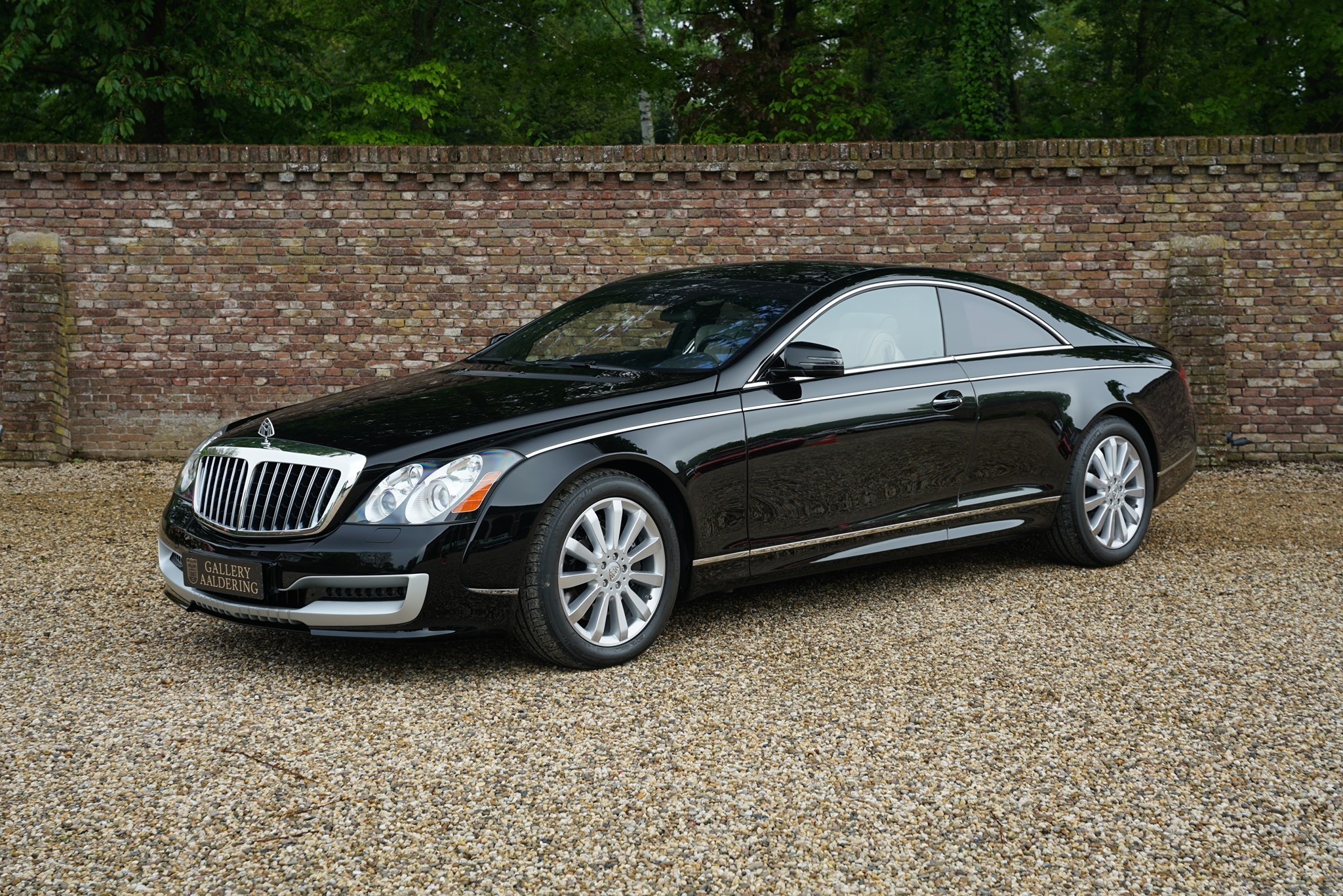 Chiếc Maybach hàng hiếm của Eto'o ảnh 1 Chiec Maybach hang hiem cua Eto'o anh 1