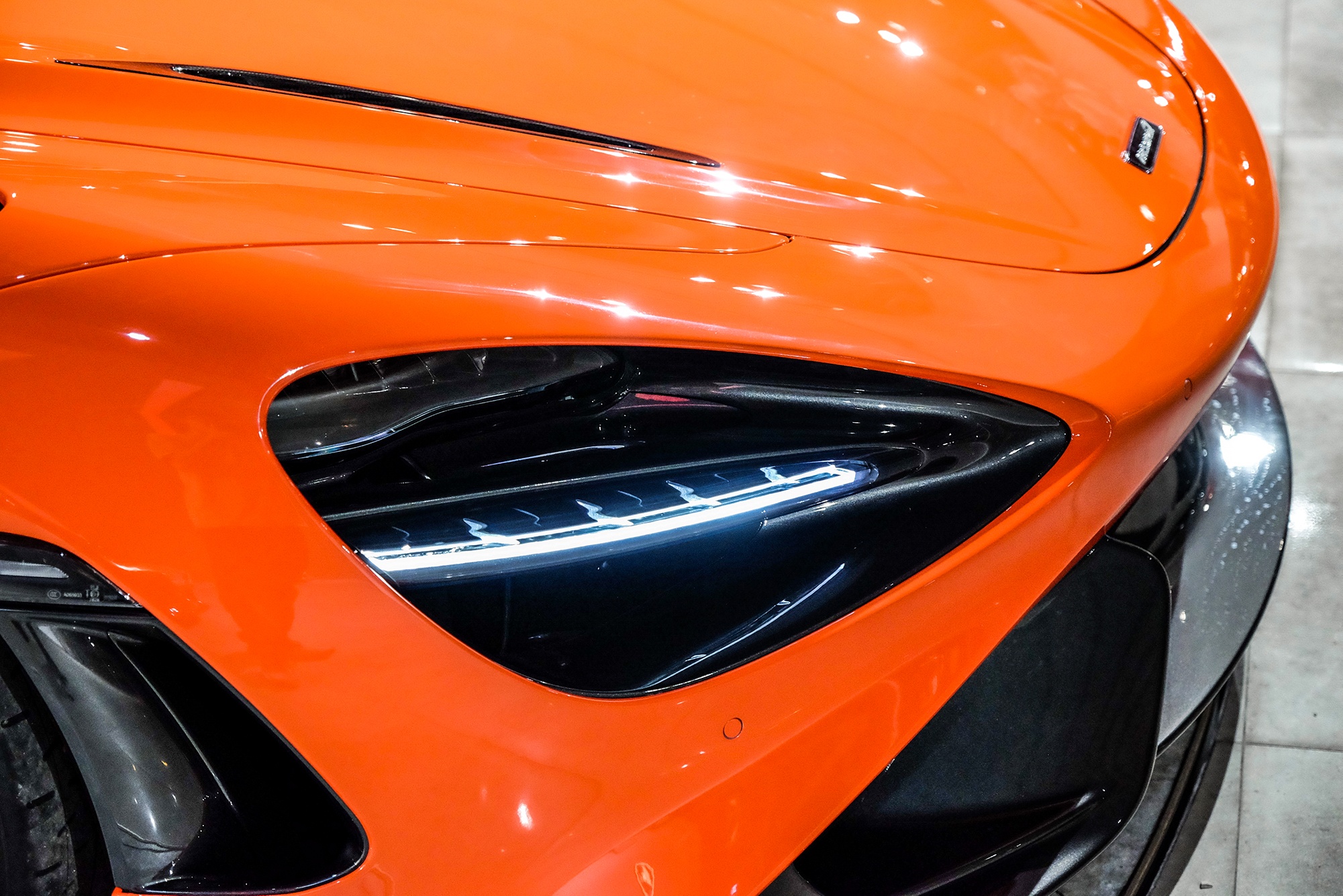 McLaren 765LT thu 2 Viet Nam anh 4