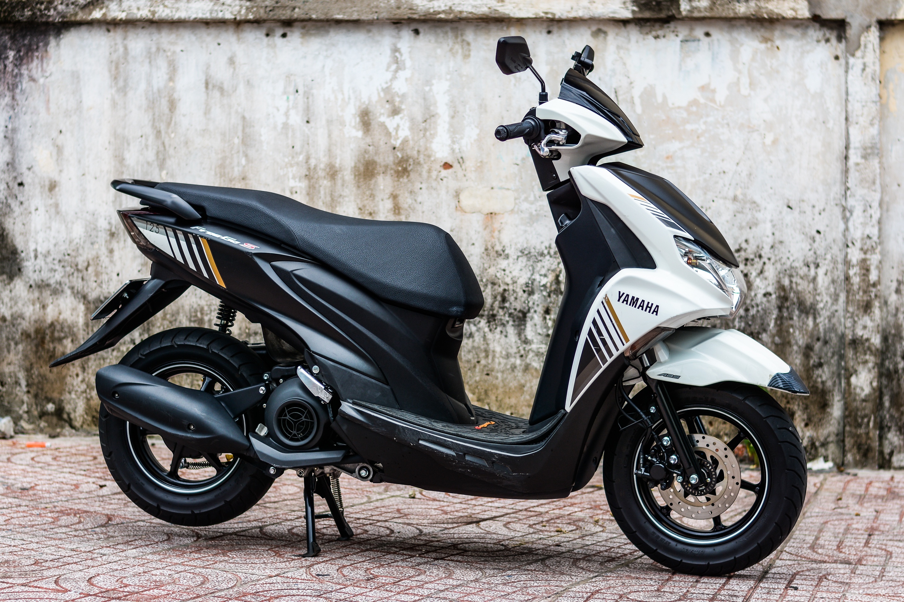 So sánh Honda Air Blade 150 và Yamaha FreeGo S ảnh 1 So sanh Honda Air Blade 150 va Yamaha FreeGo S anh 1