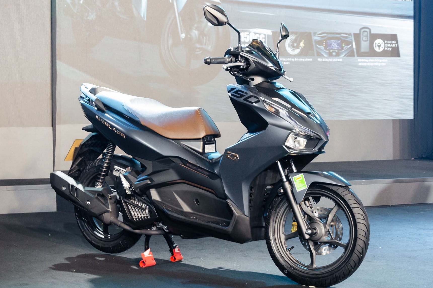 So sánh Honda Air Blade 150 và Yamaha FreeGo S ảnh 2 So sanh Honda Air Blade 150 va Yamaha FreeGo S anh 2