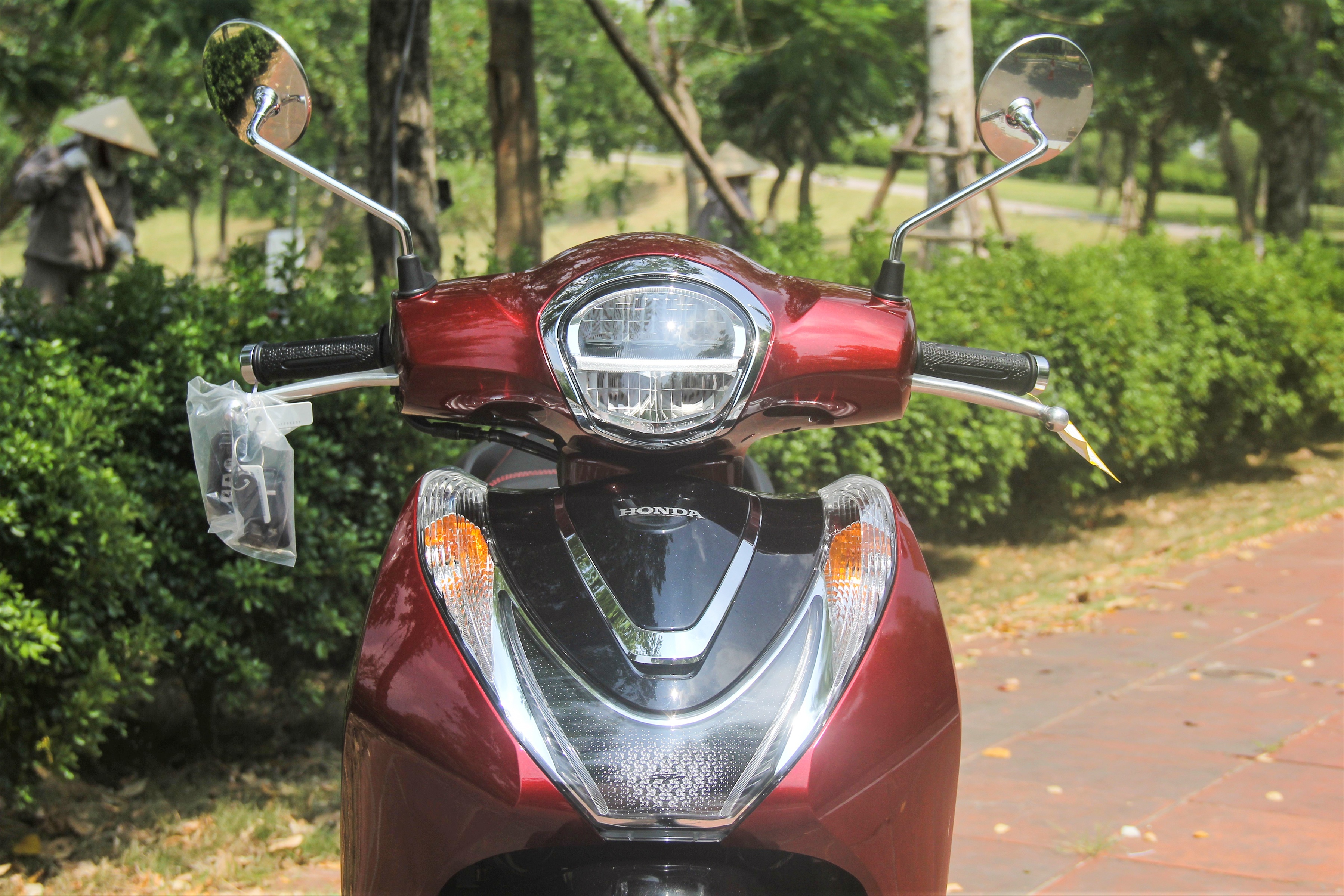 Gia lan banh tay ga 125 cc co phanh ABS anh 12