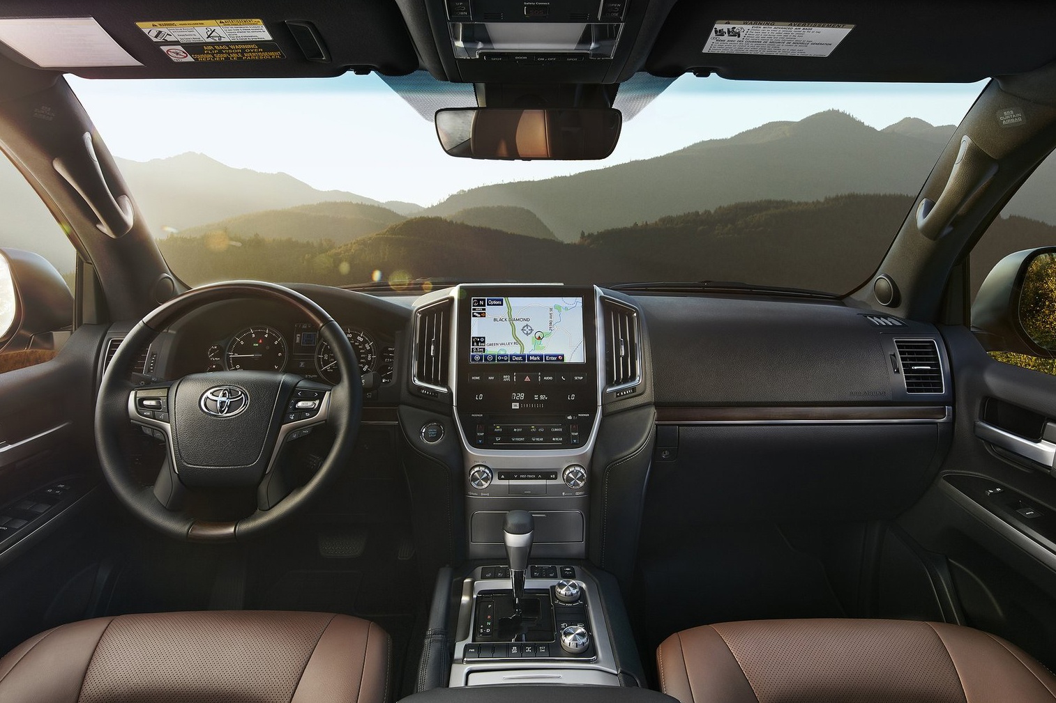 So sanh Toyota Land Cruiser 2022 anh 7