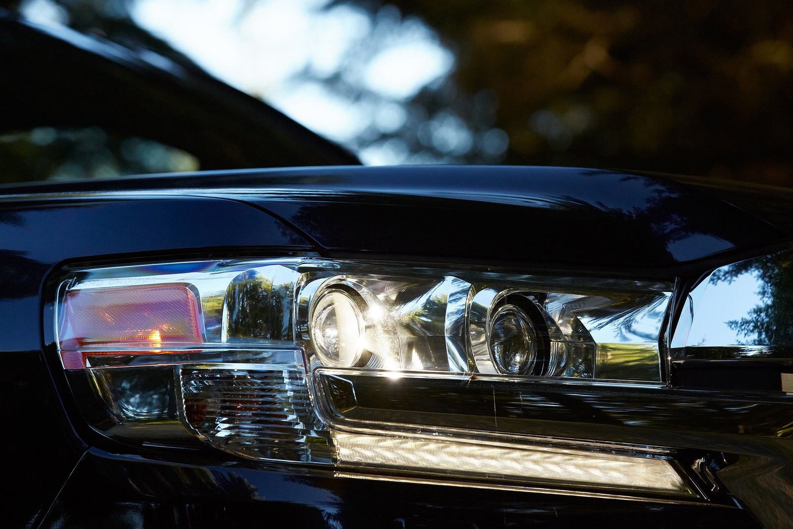 So sanh Toyota Land Cruiser 2022 anh 13