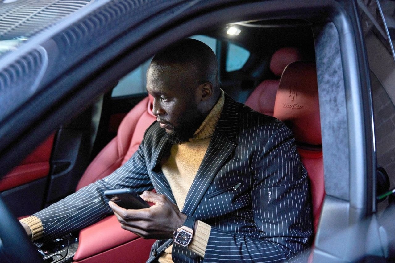 Hazard,  Lukaku choi xe anh 8