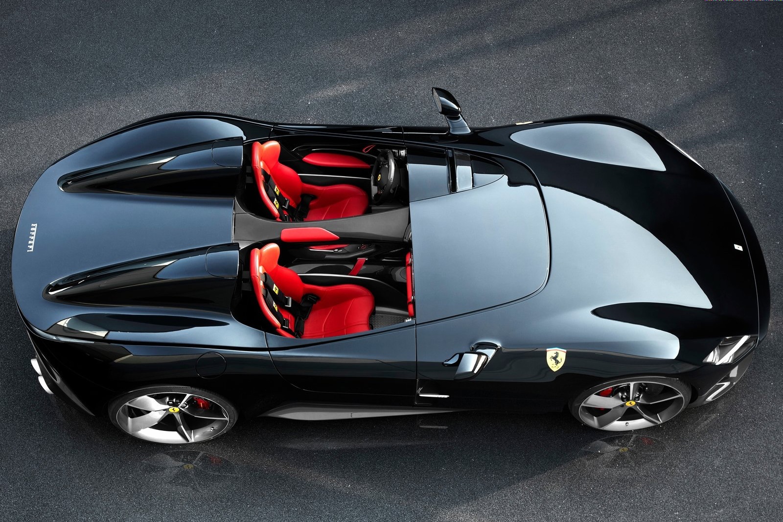 Bo suu tap sieu xe cua Ronaldo anh 11