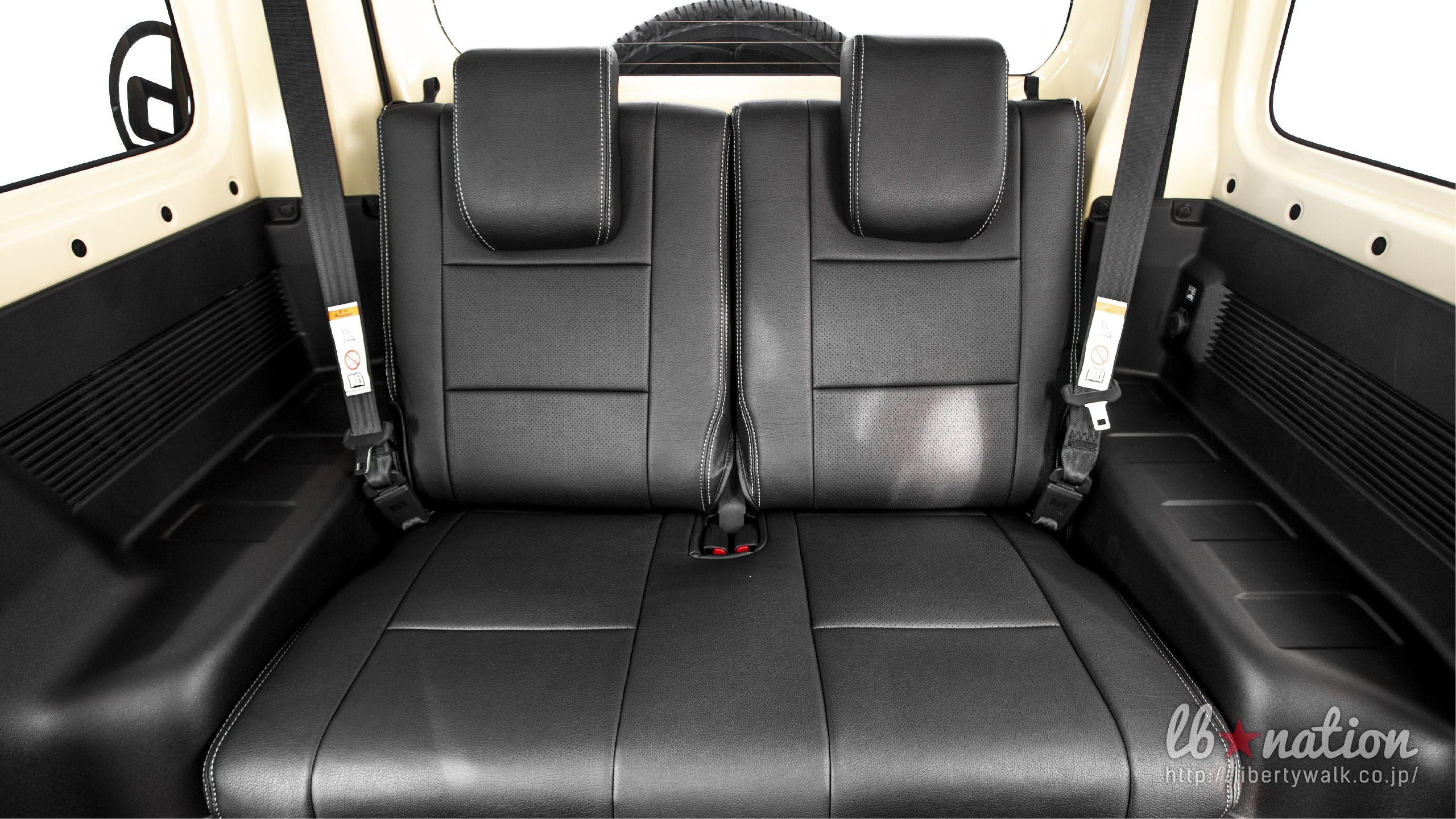 Suzuki Jimny do cua Liberty Walk anh 7