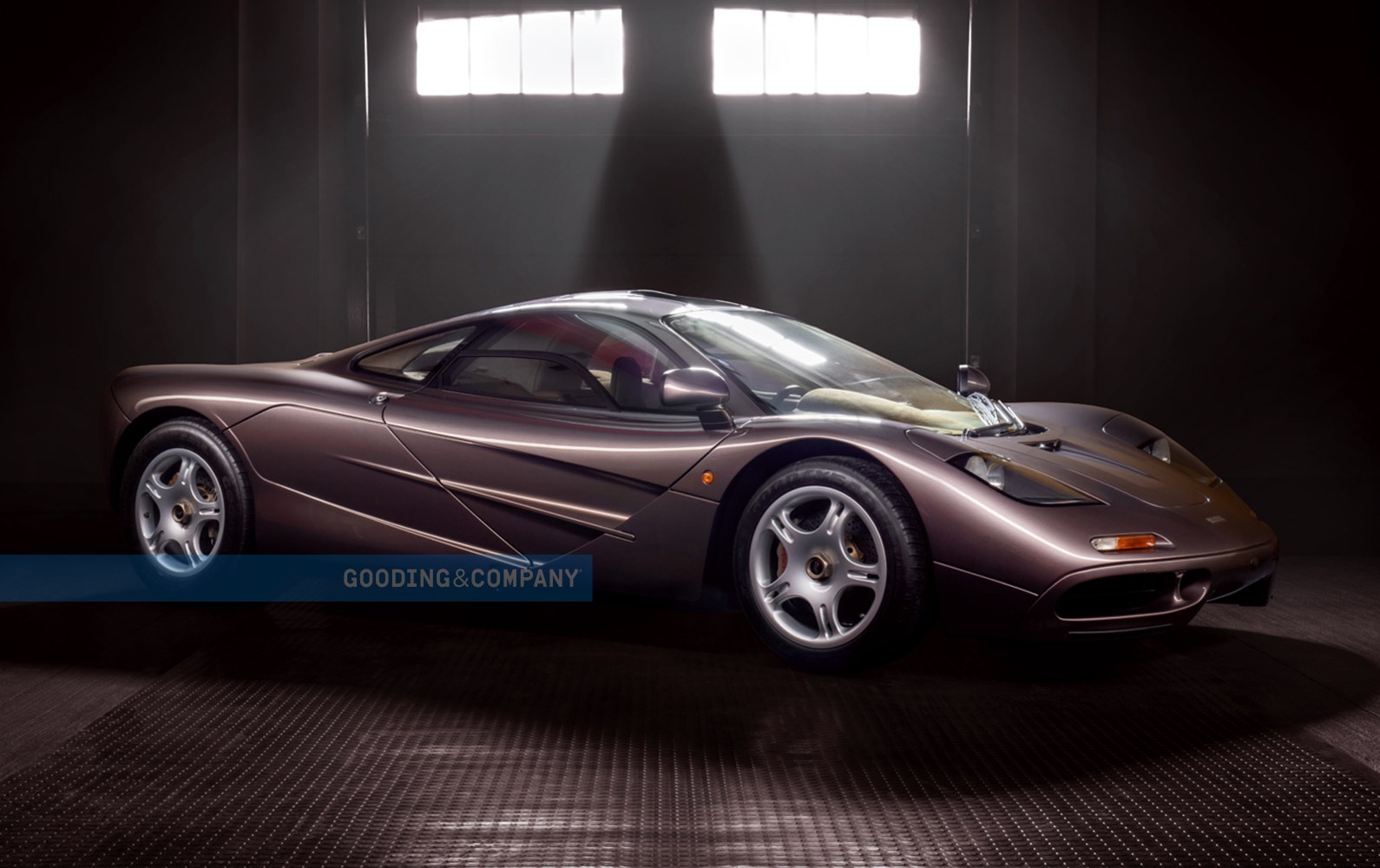 McLaren F1 đời 1995 có giá 15 triệu USD ảnh 3 McLaren F1 doi 1995 co gia 15 trieu USD anh 3