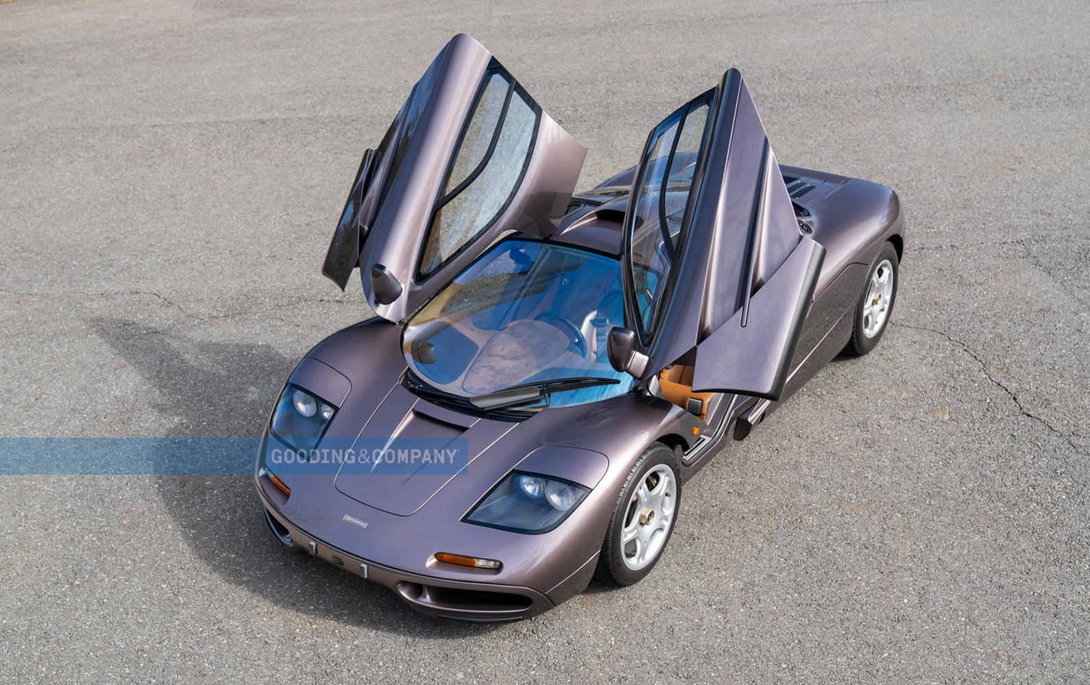 McLaren F1 đời 1995 có giá 15 triệu USD ảnh 1 McLaren F1 doi 1995 co gia 15 trieu USD anh 1