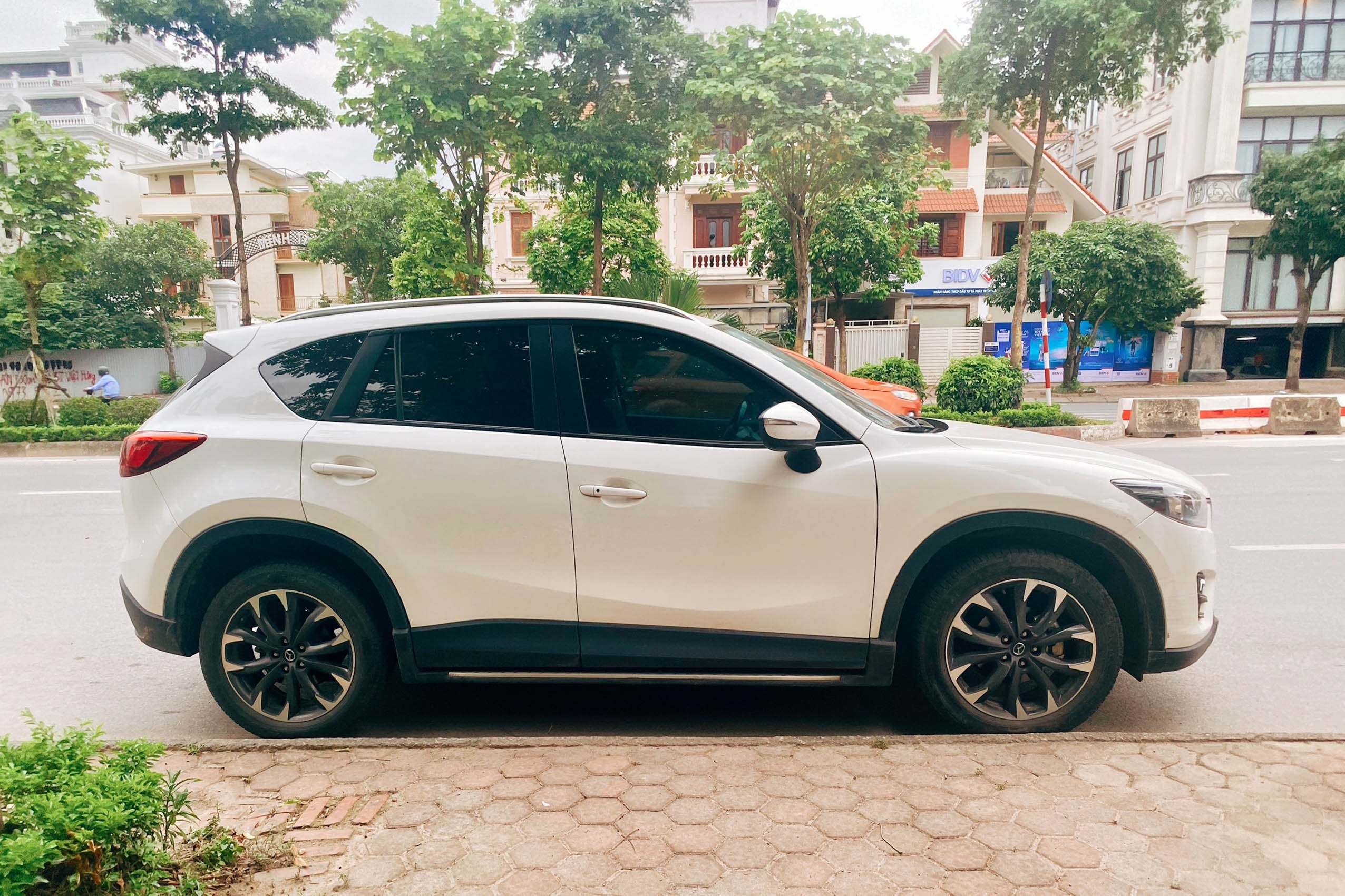 Cac bien phap 'ha nhiet' cho oto o mua nong anh 2