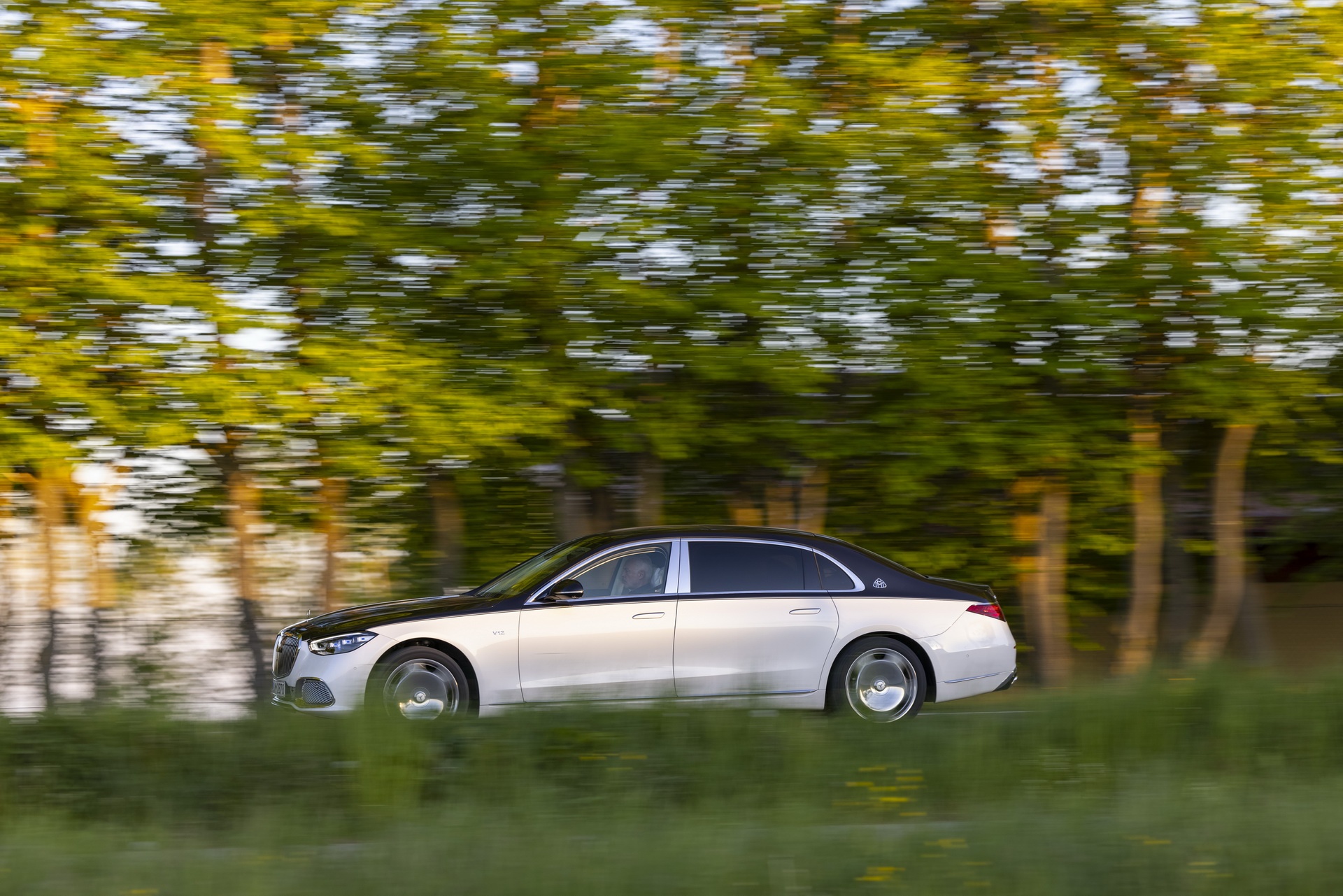 Mercedes-Maybach S-Class 2021 se em nhu Rolls-Royce? anh 4