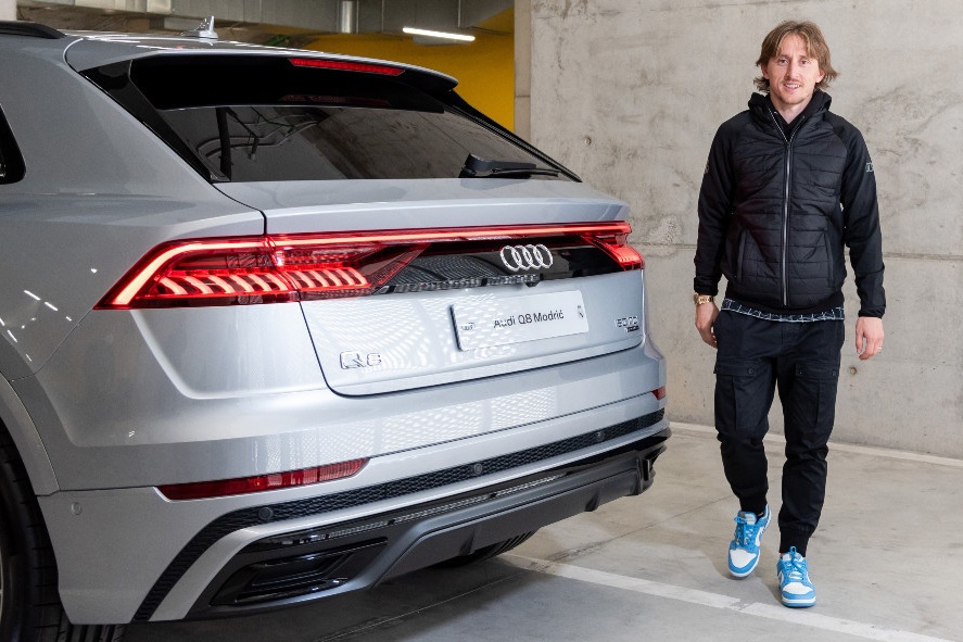 Voi muc luong khung, Luka Modric chi mua mot chiec xe trong 6 nam hinh anh