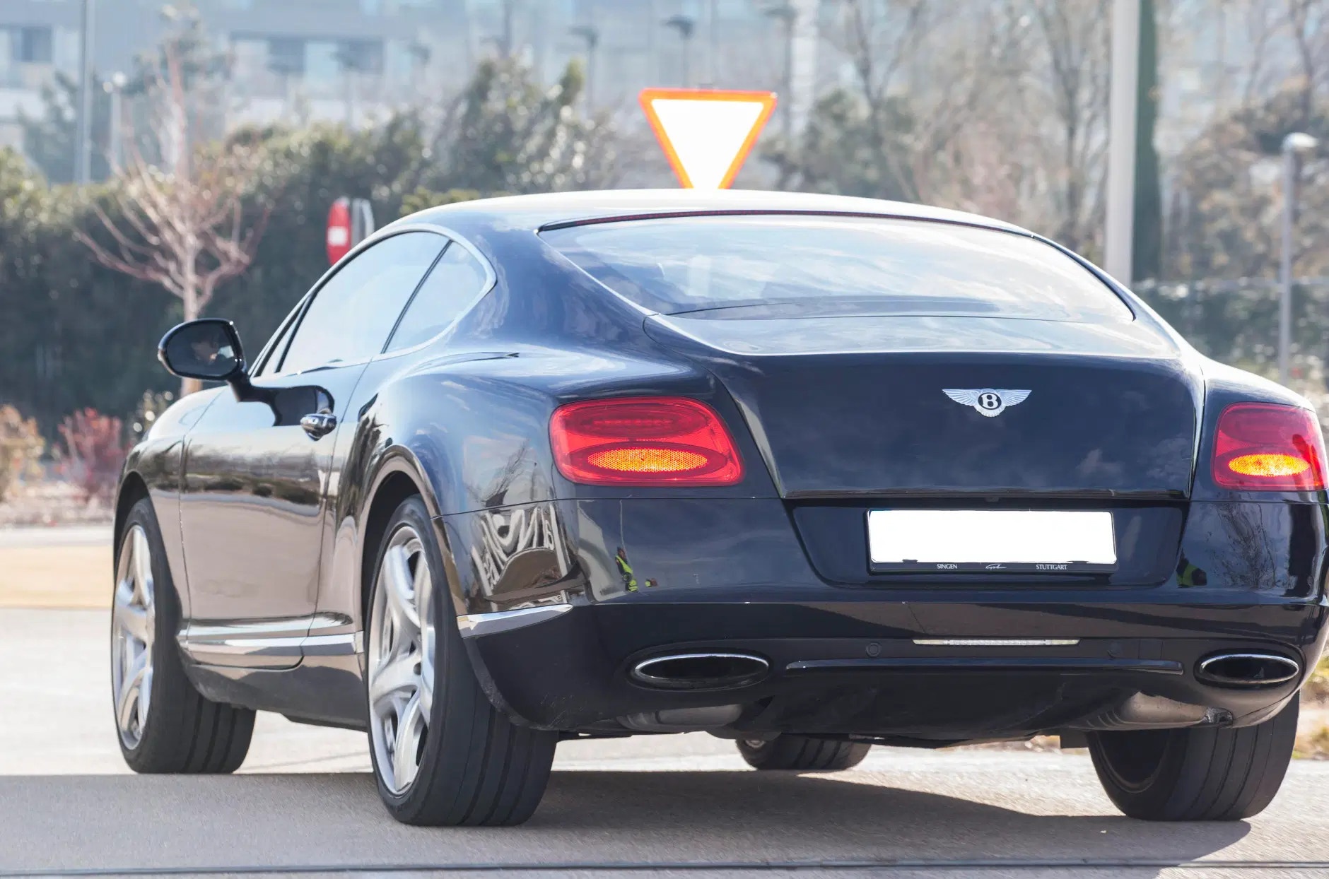 Luka Modric sở hữu Bentley ảnh 3 Luka Modric so huu Bentley anh 3