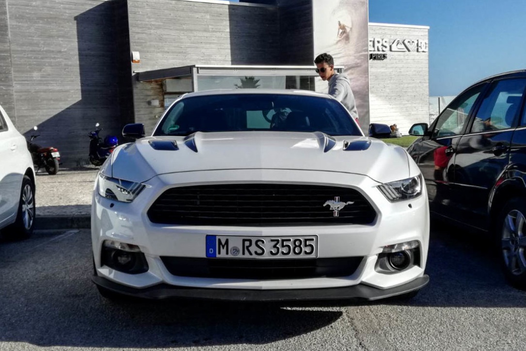 Dan xe cua Renato Sanches anh 7