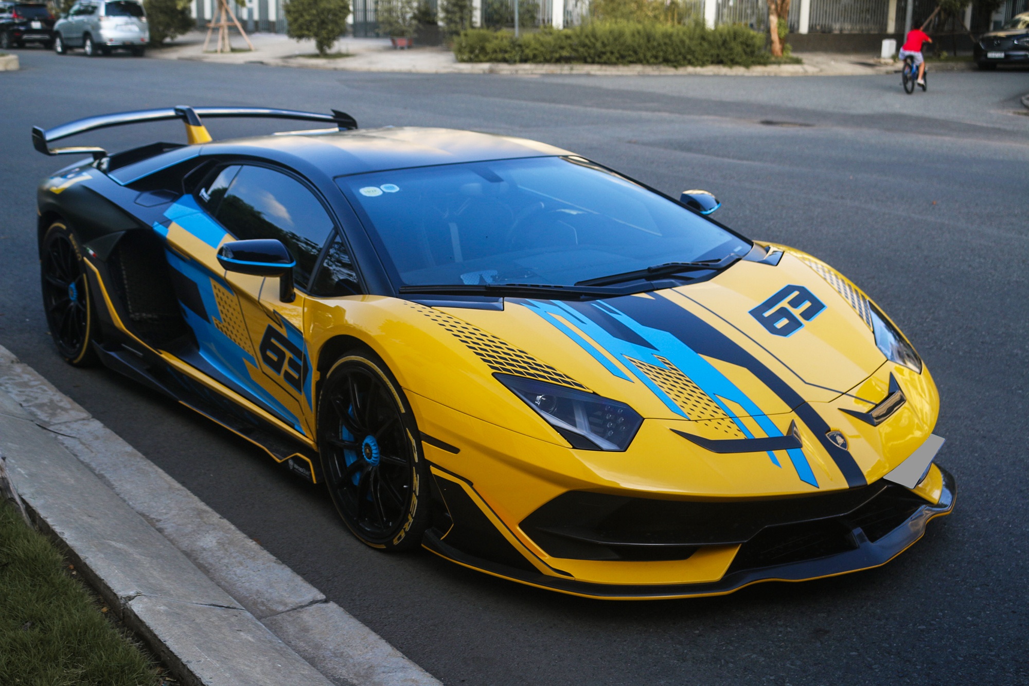 Lamborghini Aventador SVJ lot xac tai Viet Nam anh 1