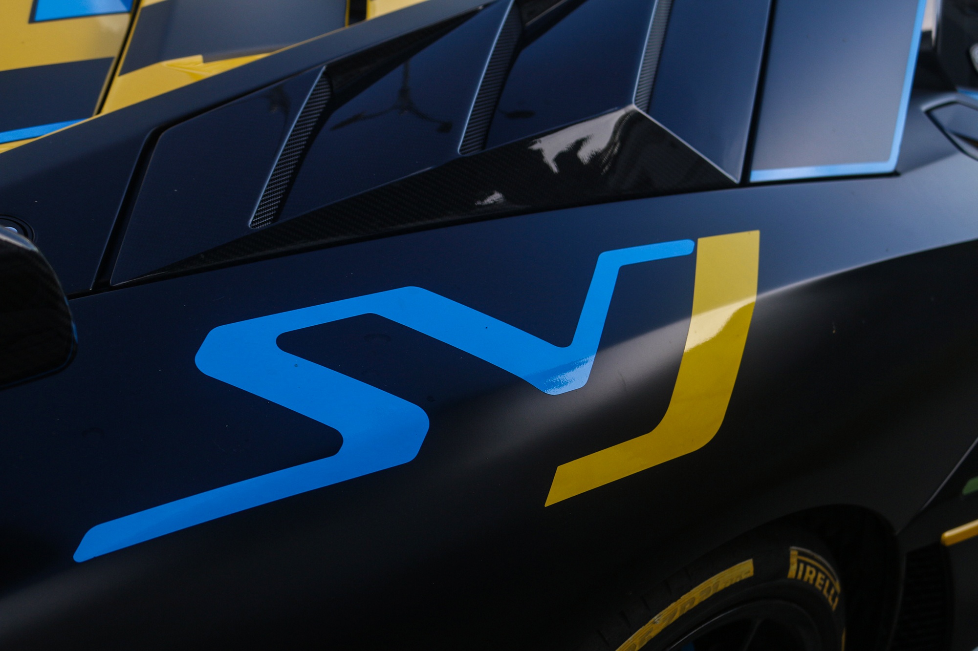 Lamborghini Aventador SVJ lot xac tai Viet Nam anh 8