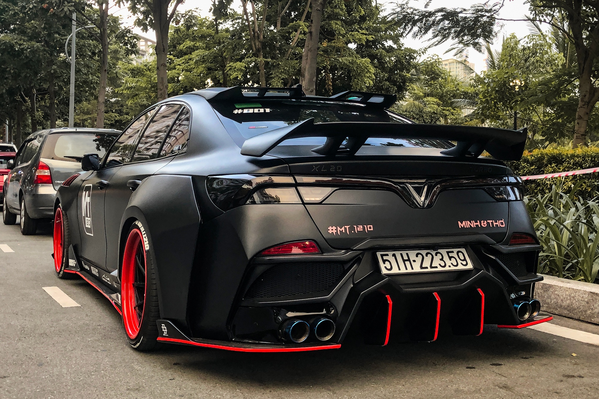 VinFast Lux A2.0 do than rong anh 2