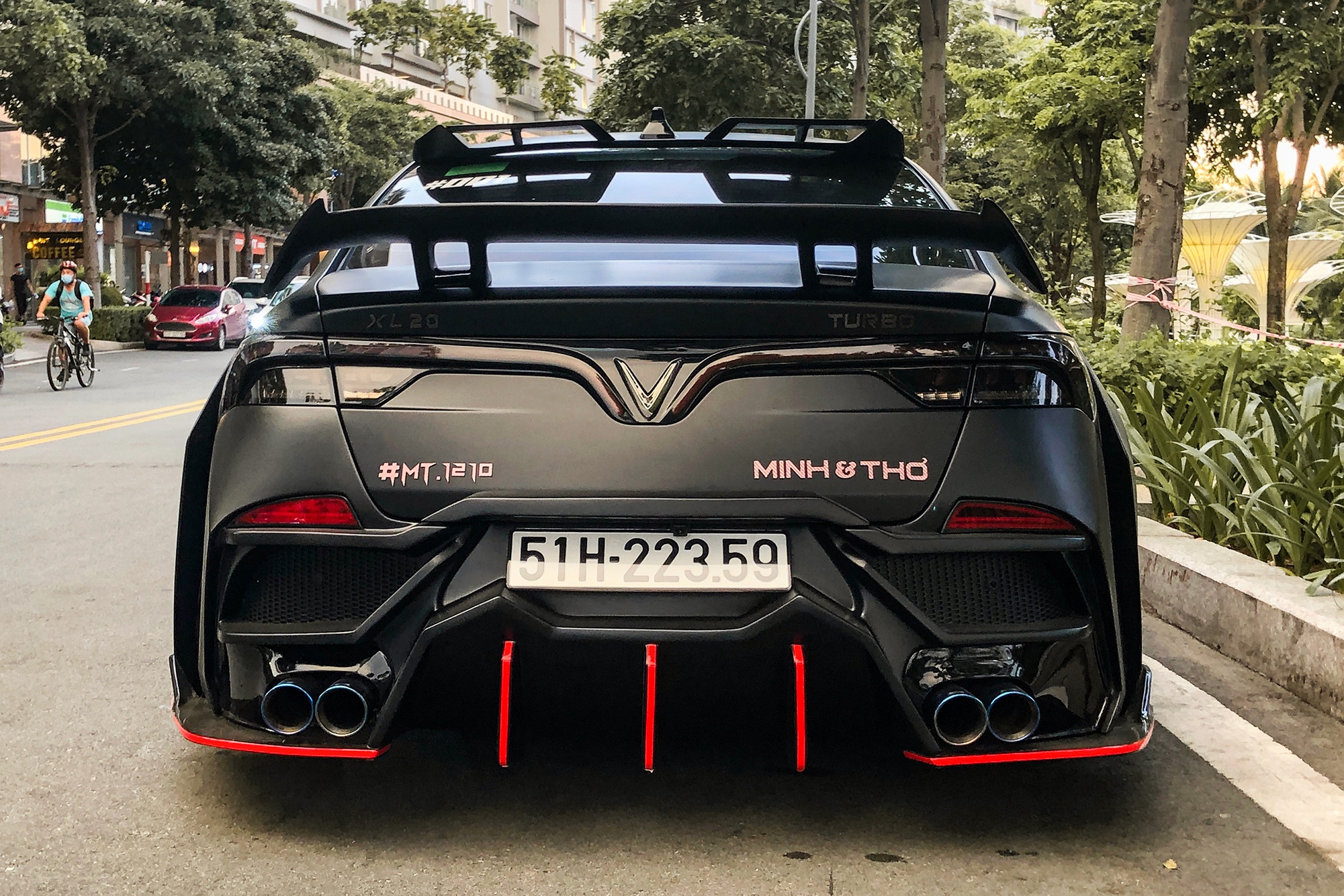 VinFast Lux A2.0 do than rong anh 6