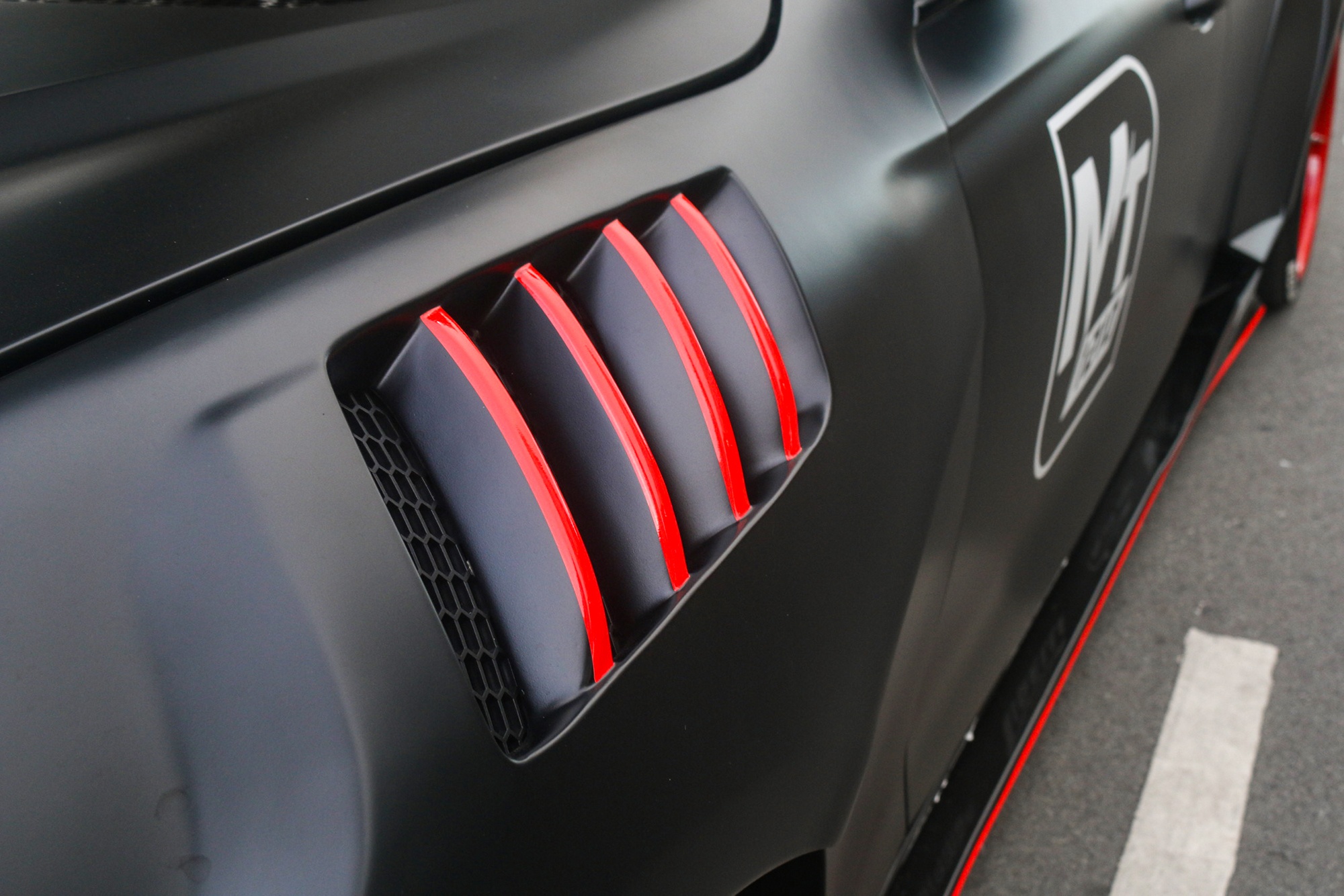 VinFast Lux A2.0 do than rong anh 9