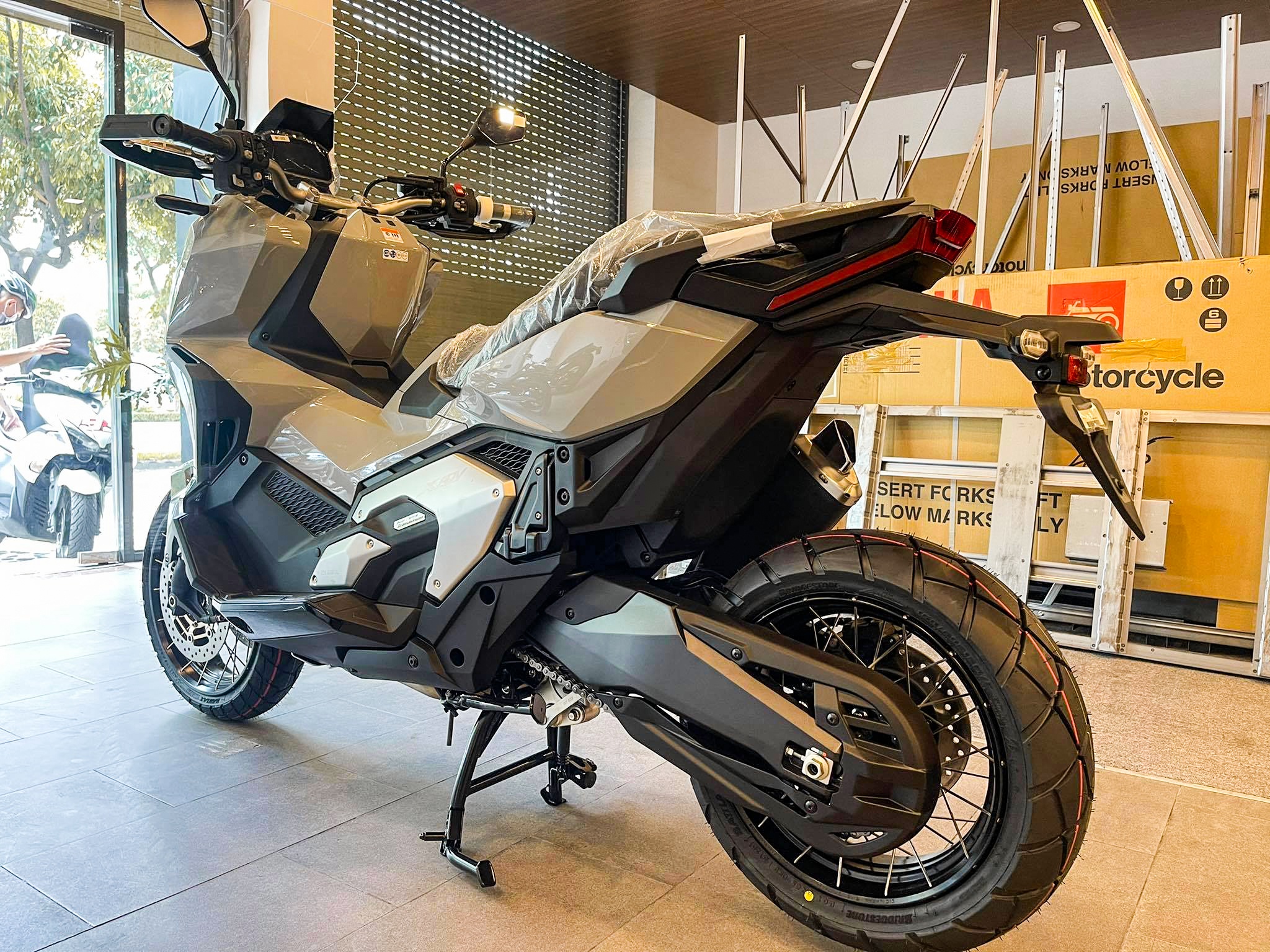 Honda X-ADV 2021 đầu tiên về Việt Nam ảnh 2 Honda X-ADV 2021 dau tien ve Viet Nam anh 2