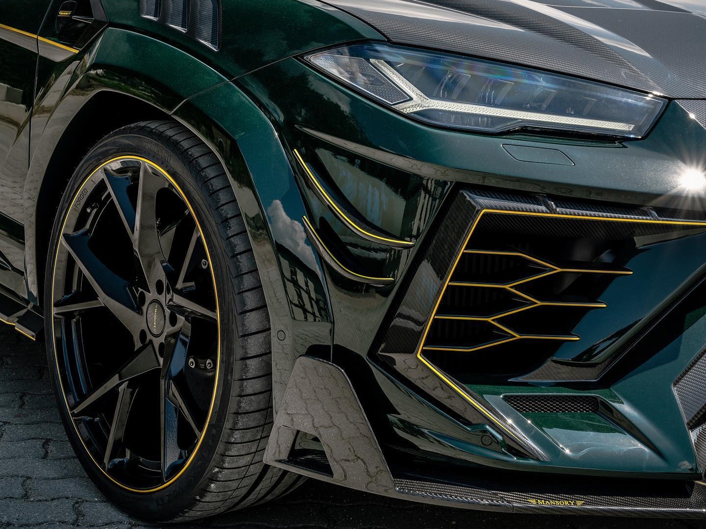 Lamborghini Urus do Mansory anh 4