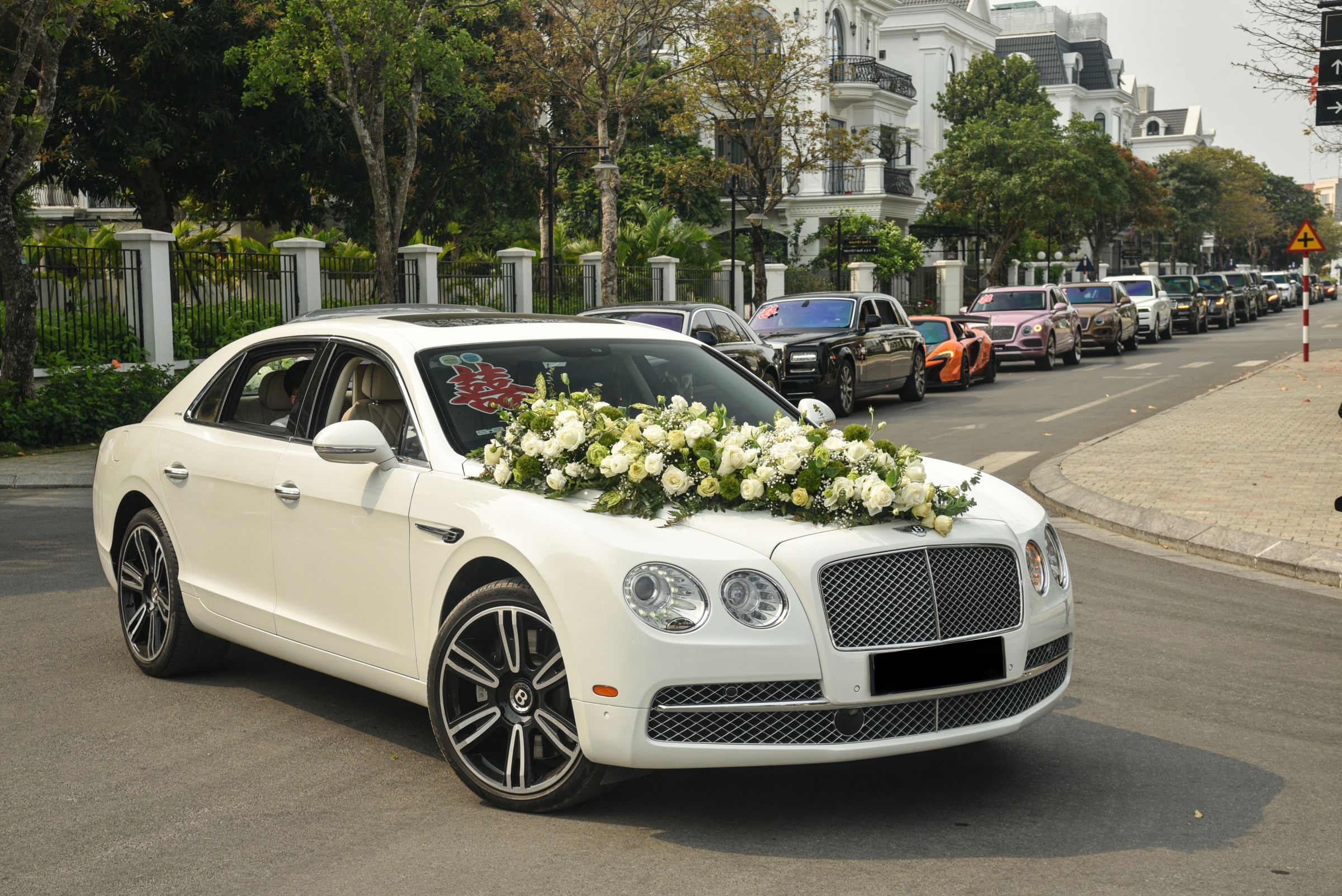 Dam cuoi sieu xe anh 2