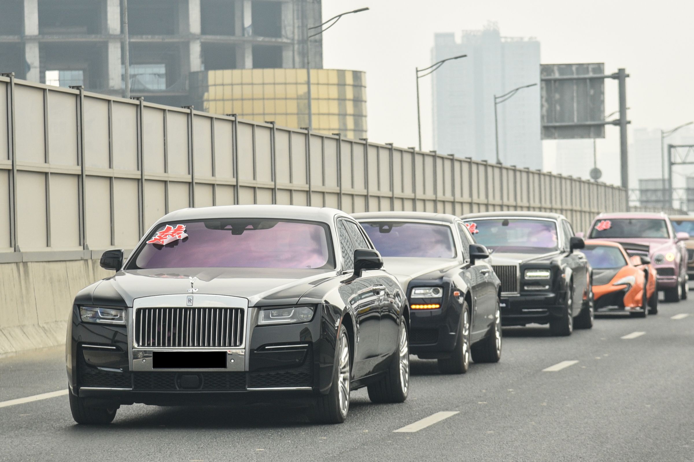 Dam cuoi sieu xe anh 4