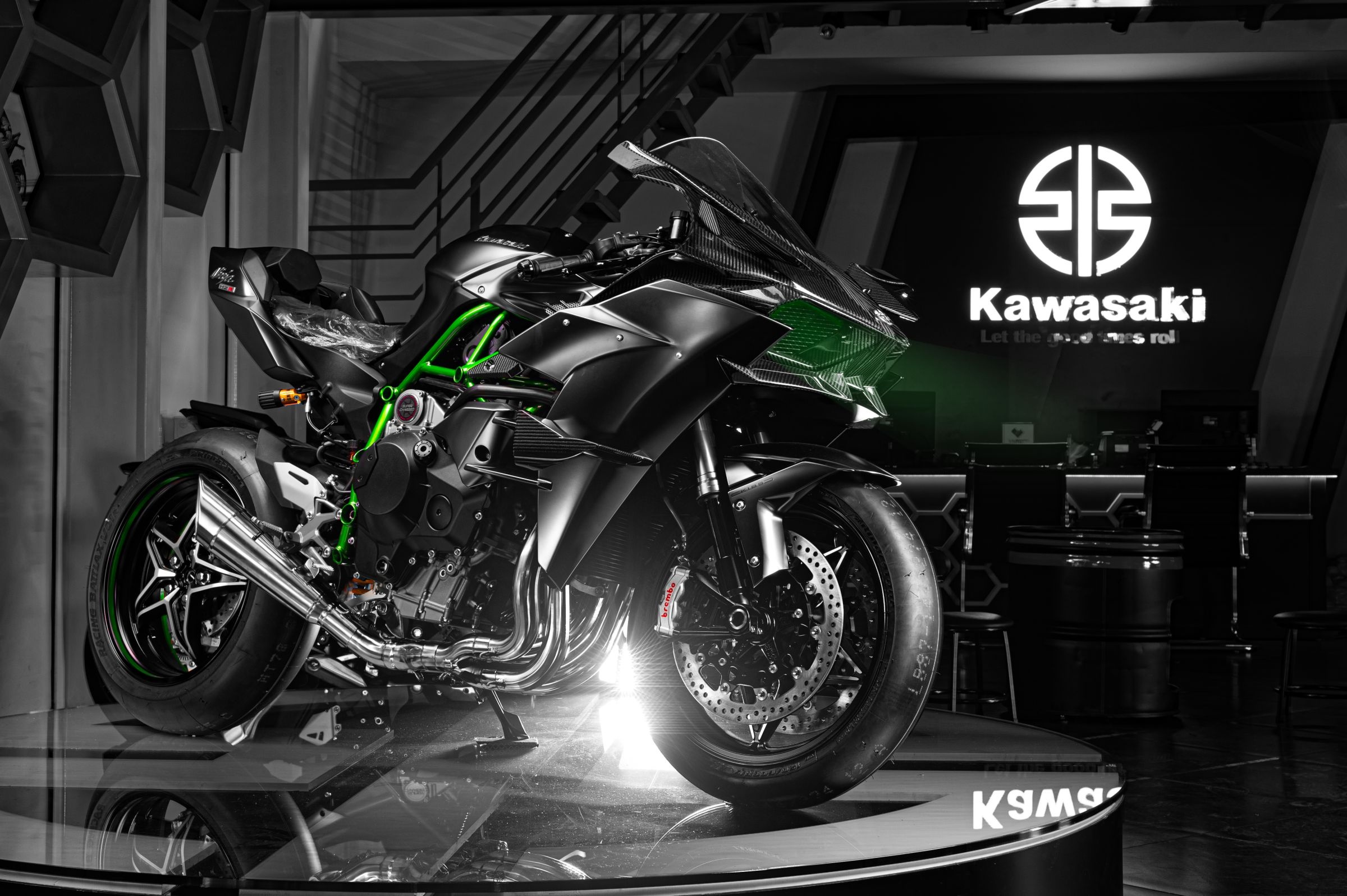 Kawasaki Ninja H2R anh 1