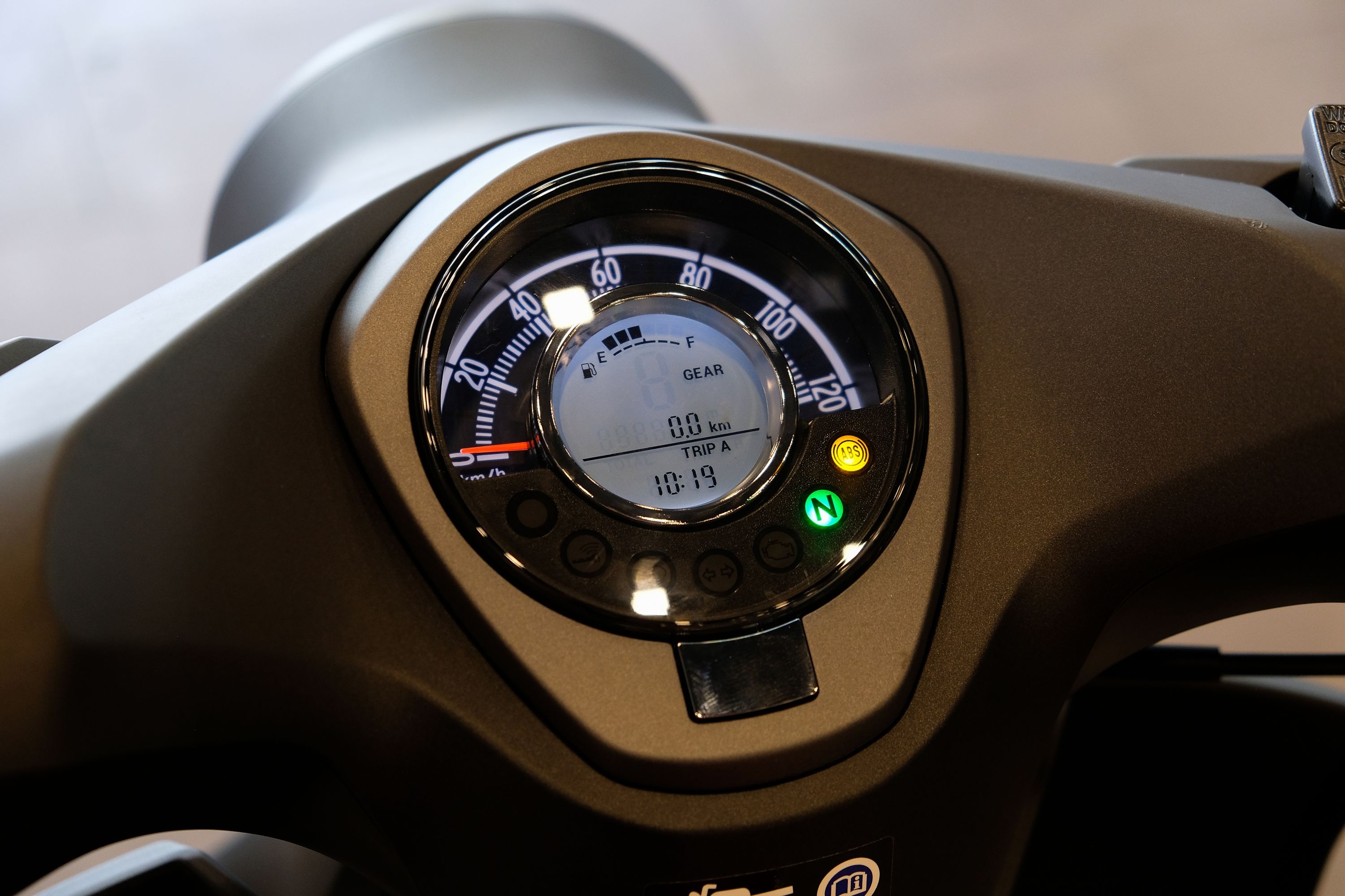 Super Cub nhap chau Au anh 8