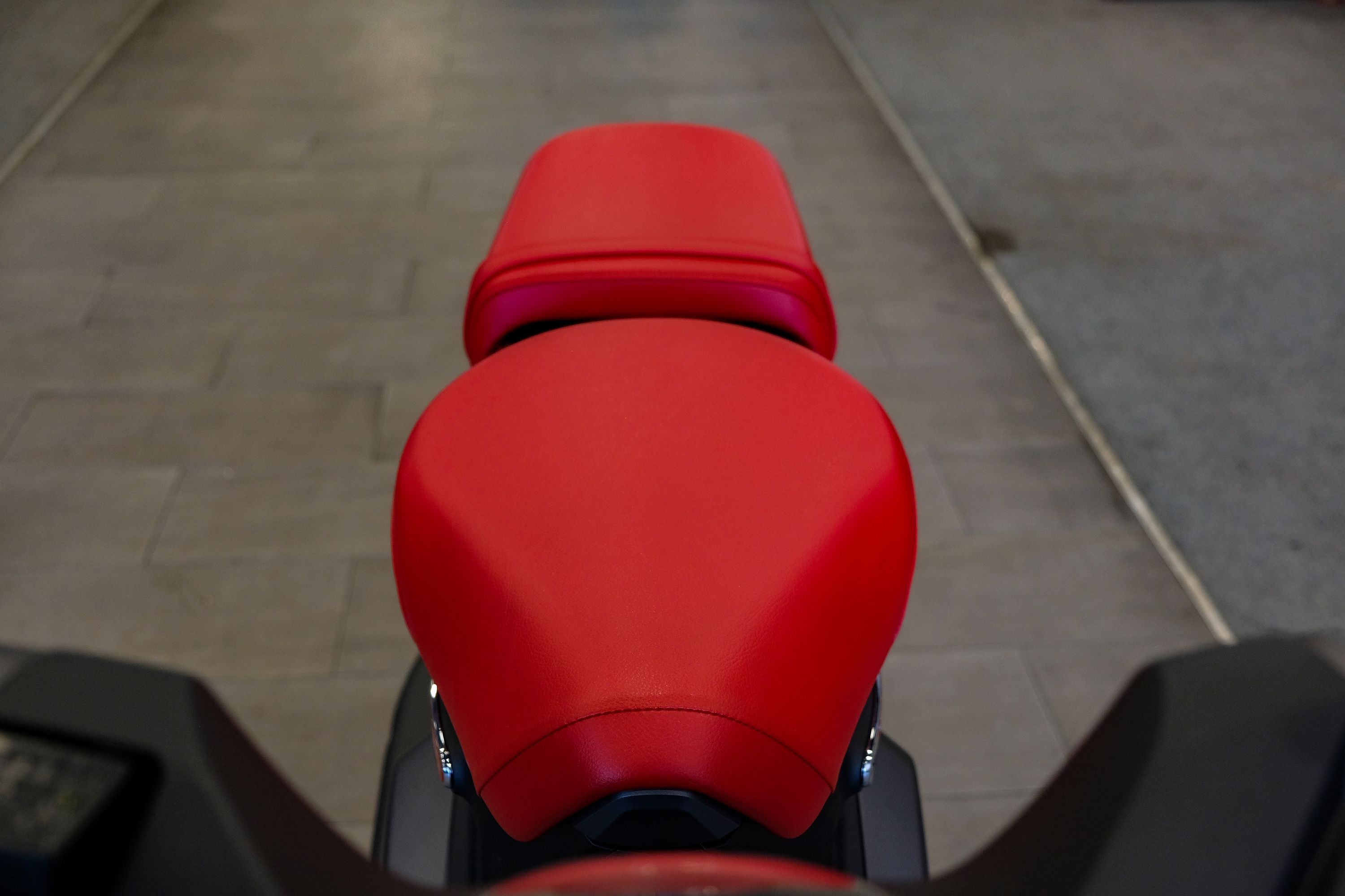 Super Cub nhap chau Au anh 5