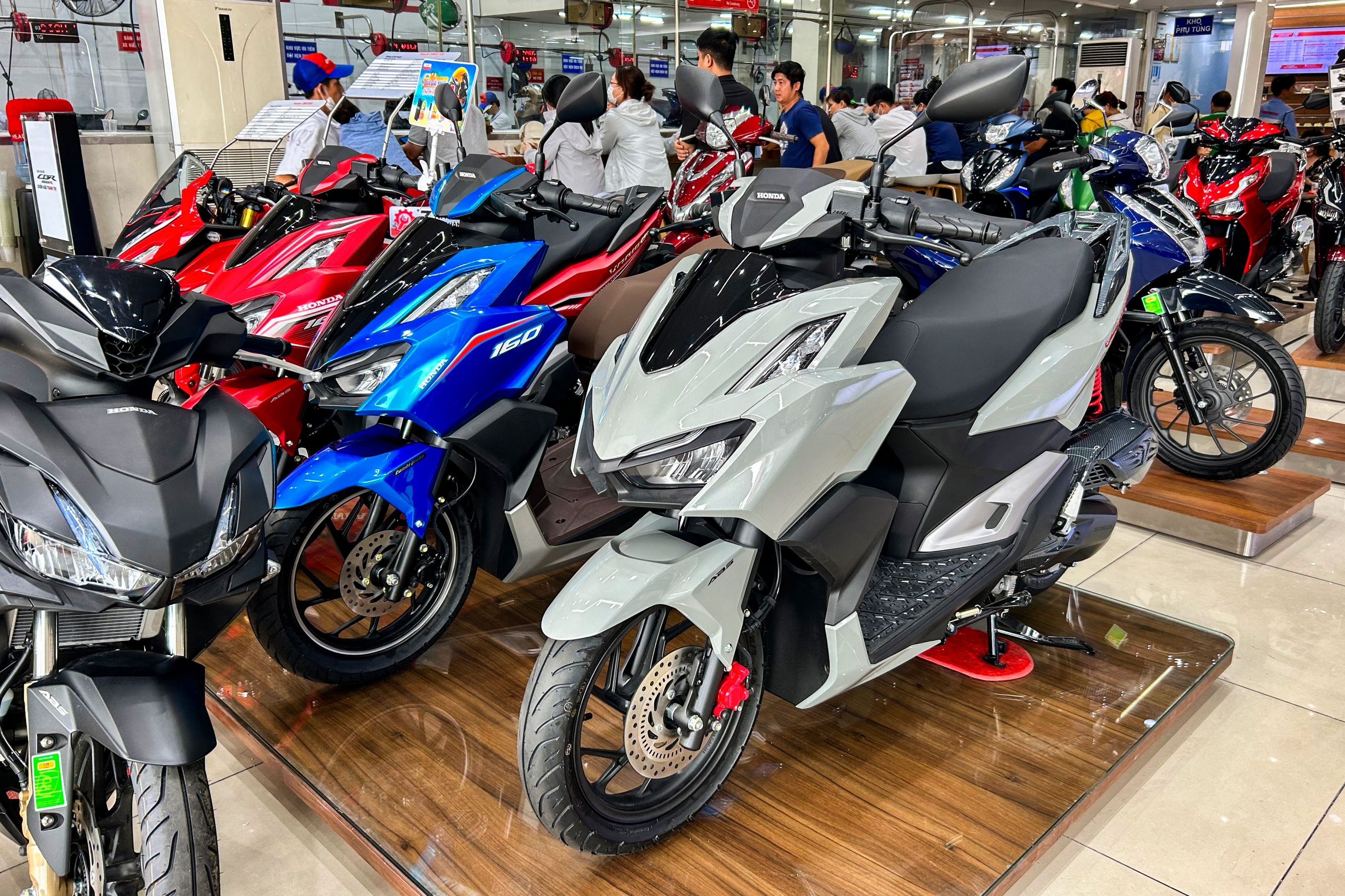 Xe tay ga doi chieu anh 2