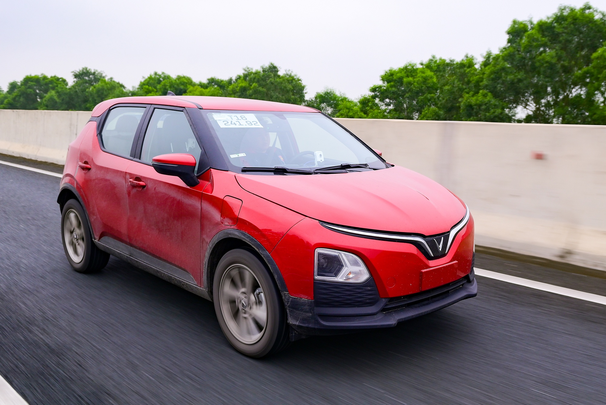 VinFast VF 5 Plus va loat oto se ra mat trong quy II tai Viet Nam hinh anh