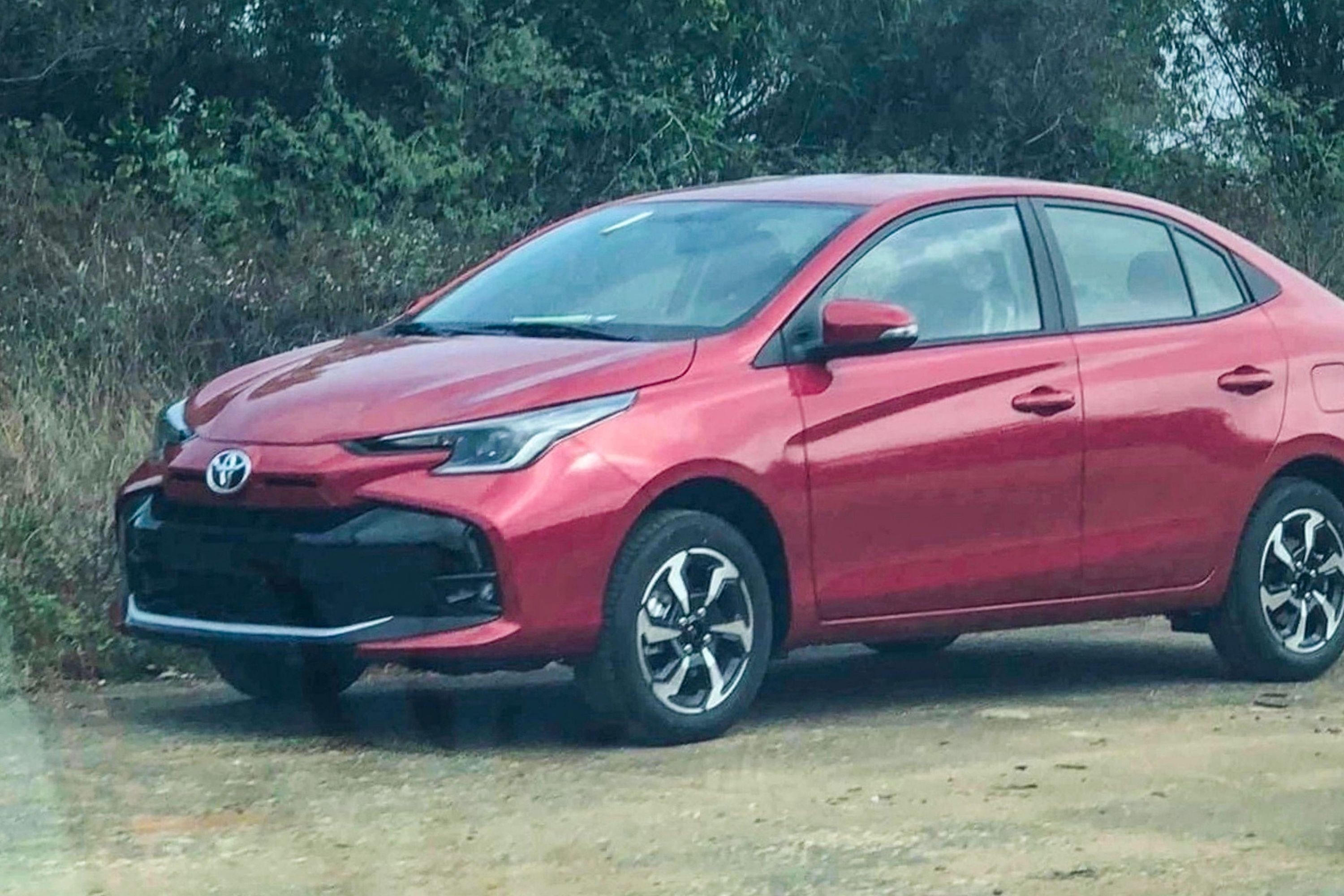 xe ra mat quy II anh 9