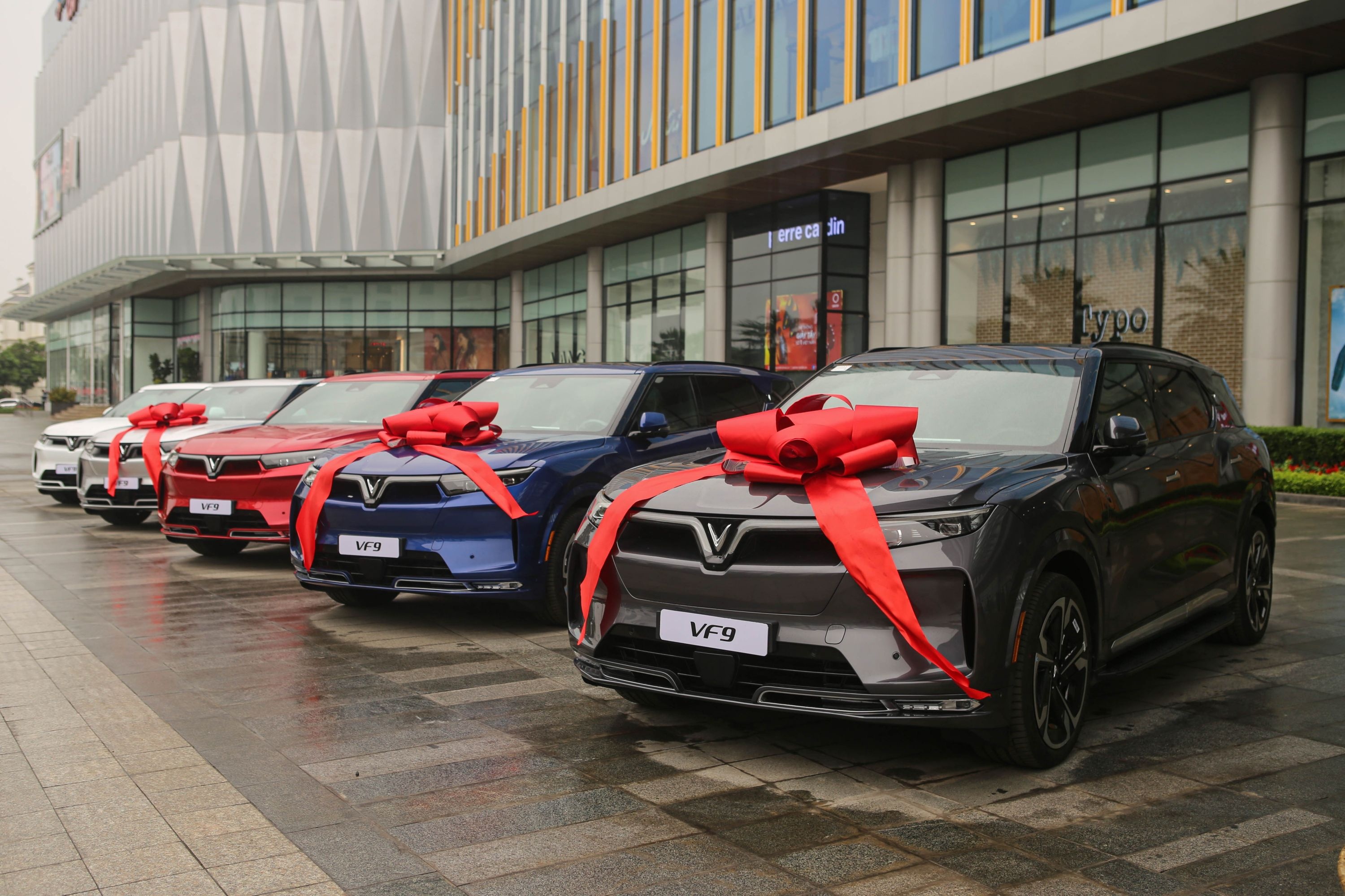 Oto dien Viet Nam anh 1