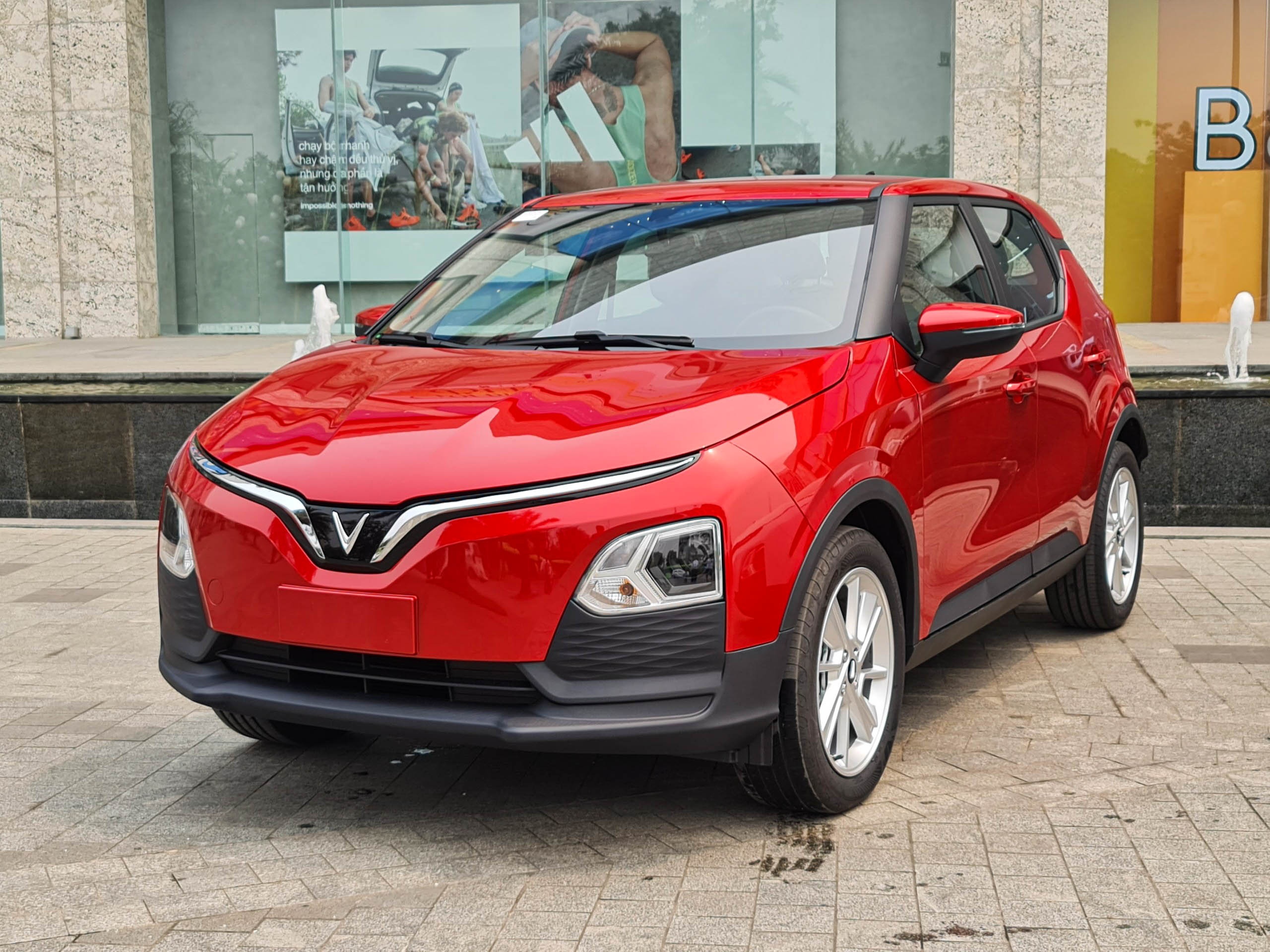 xe moi trong thang 4 anh 1