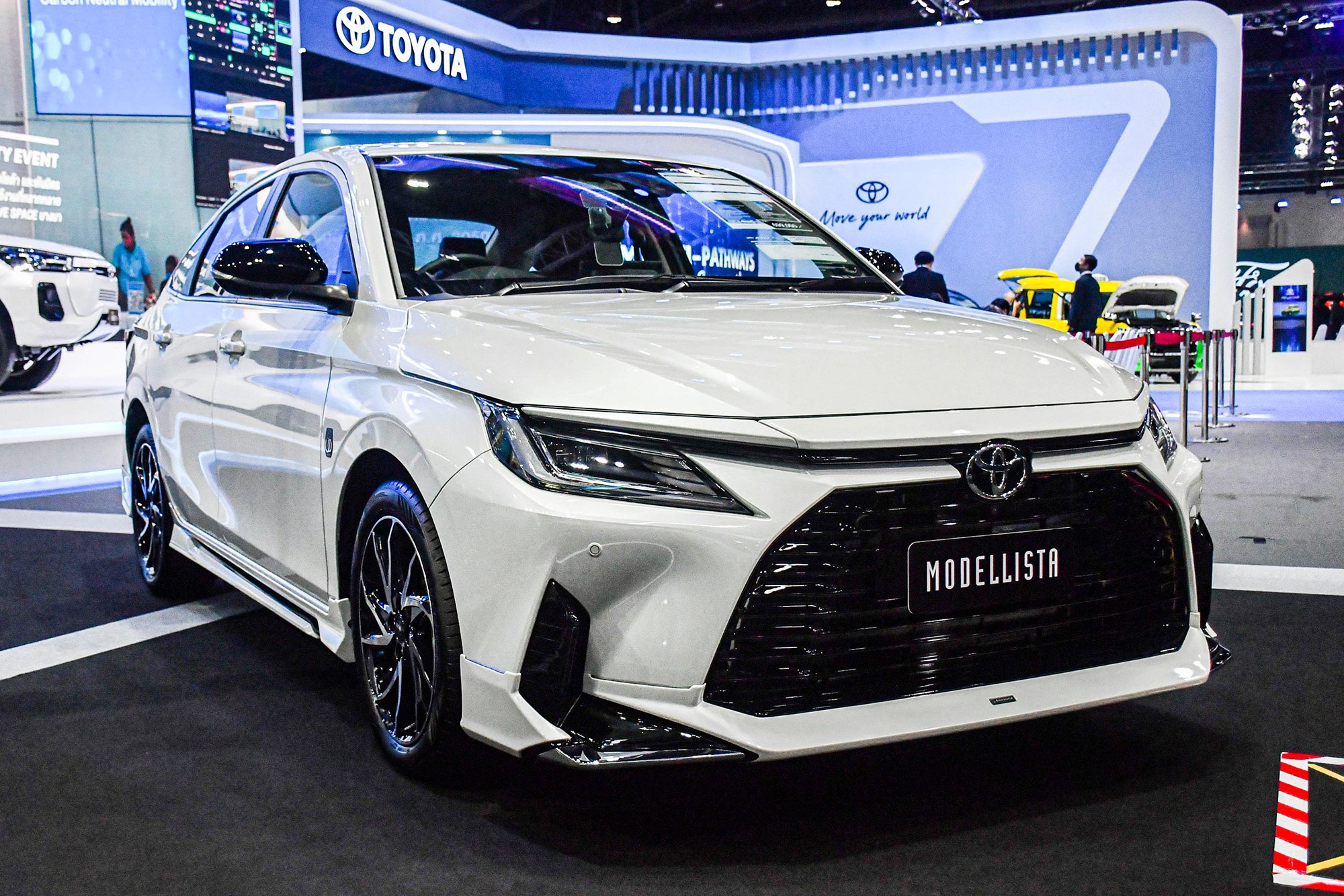Toyota Vios the he moi dinh be boi gian lan thu nghiem an toan hinh anh