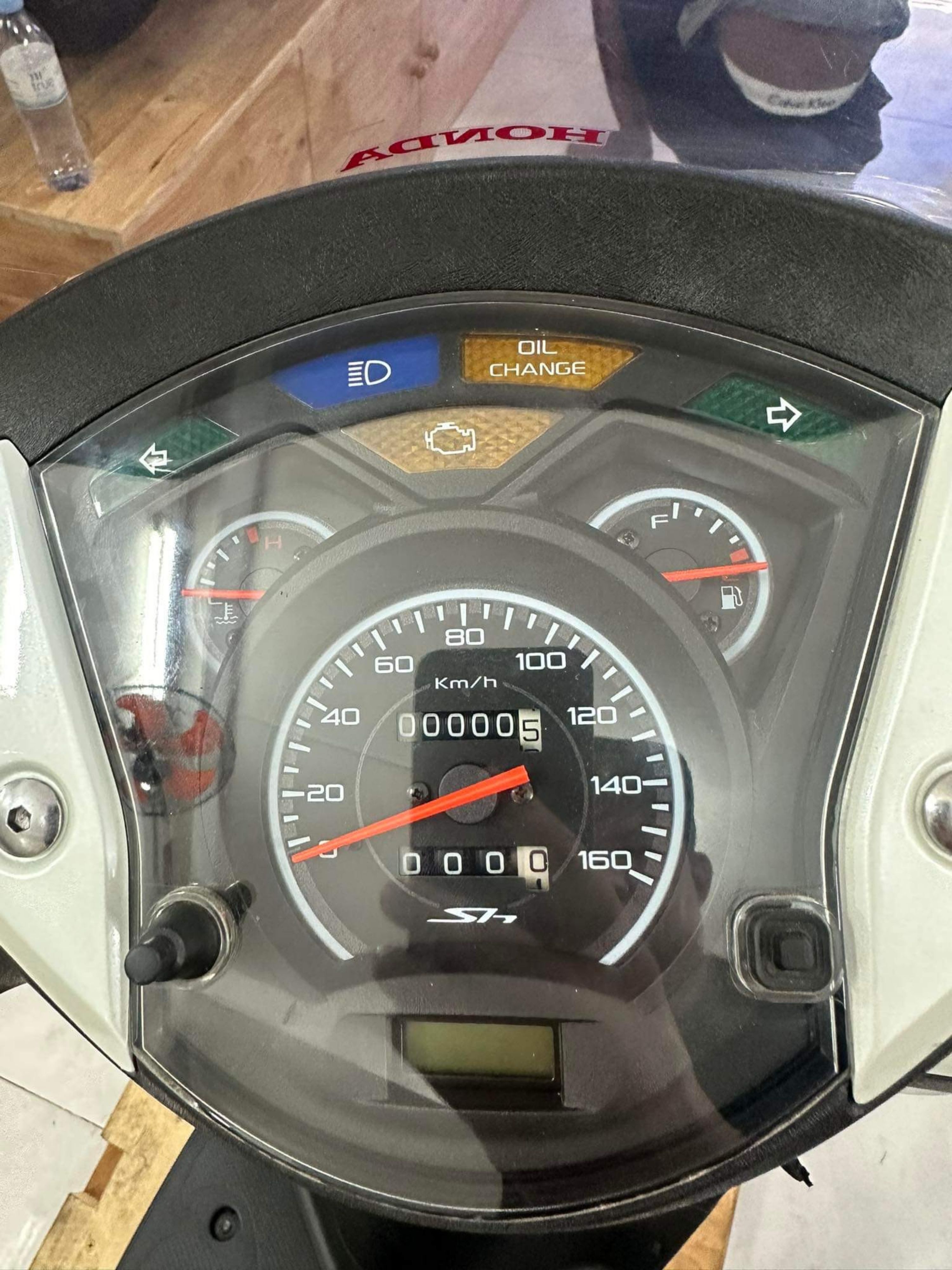 SH 150i gia 1 ty anh 2