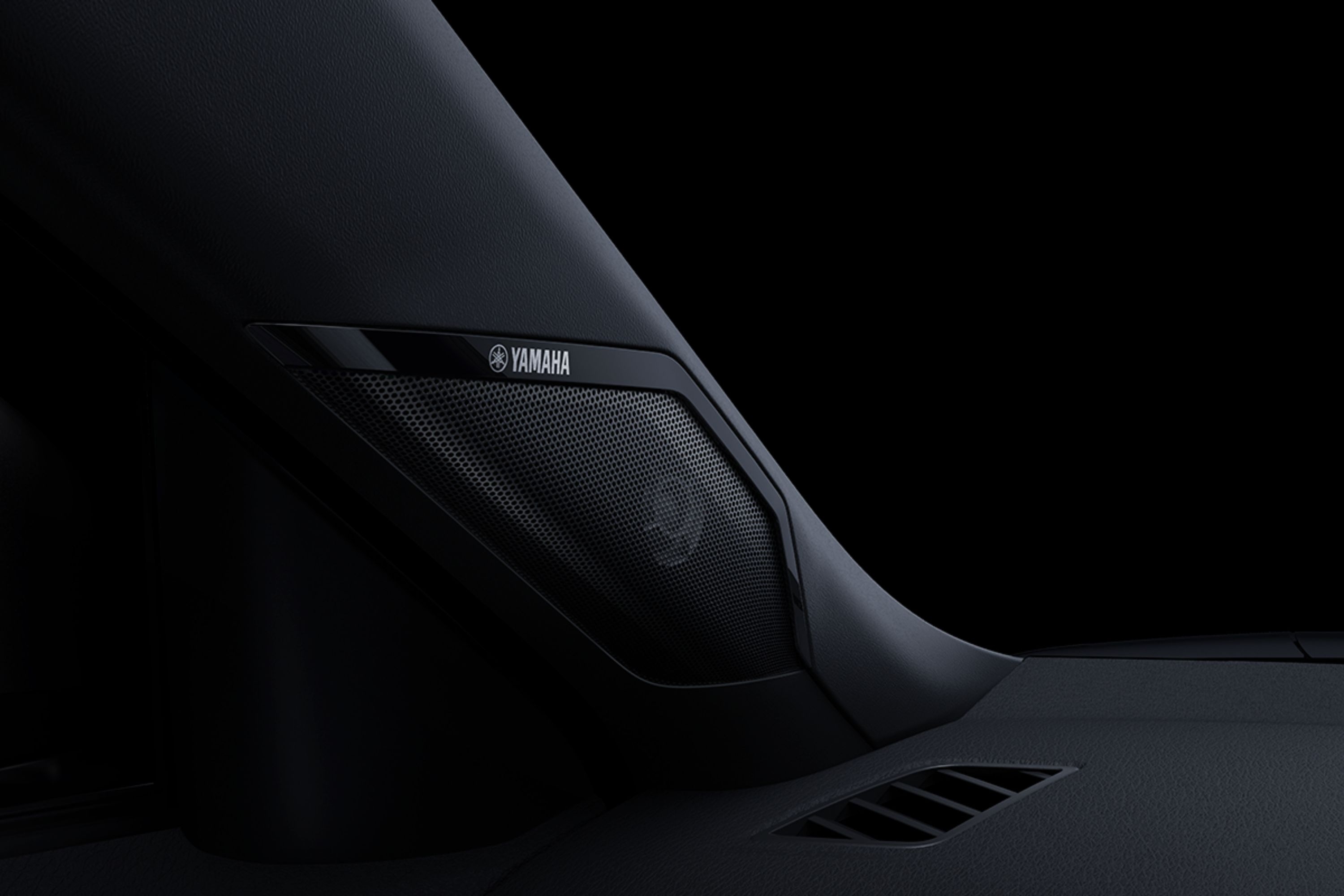 Mitsubishi XFC ra mat anh 2