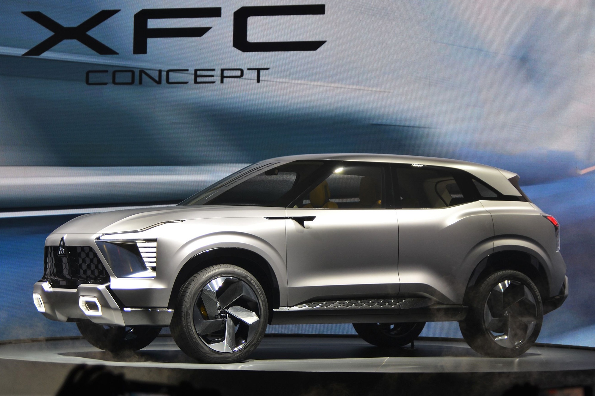 Mitsubishi XFC chot lich ra mat Dong Nam A vao thang 8 hinh anh