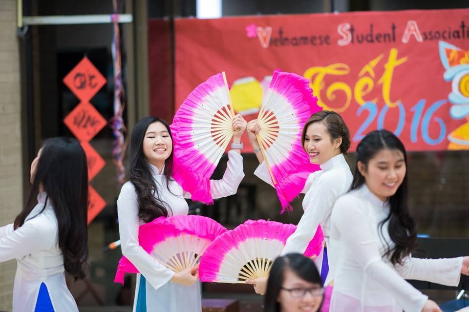 Tet,  My,  Texas,  new york,  giao thua,  sinh vien anh 3