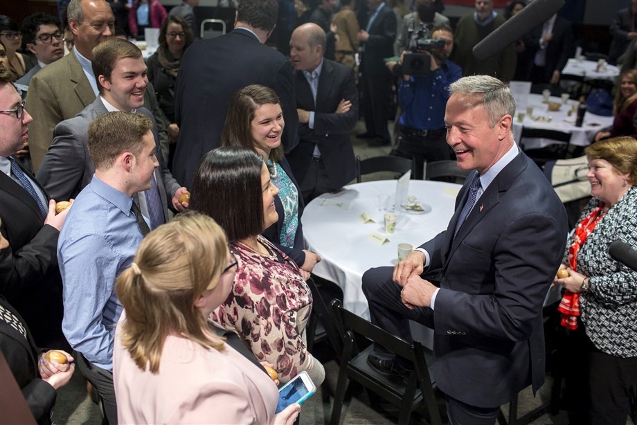 Chua het nua nhiem ky Trump, cuoc dua vao Nha Trang 2020 da khoi dong hinh anh