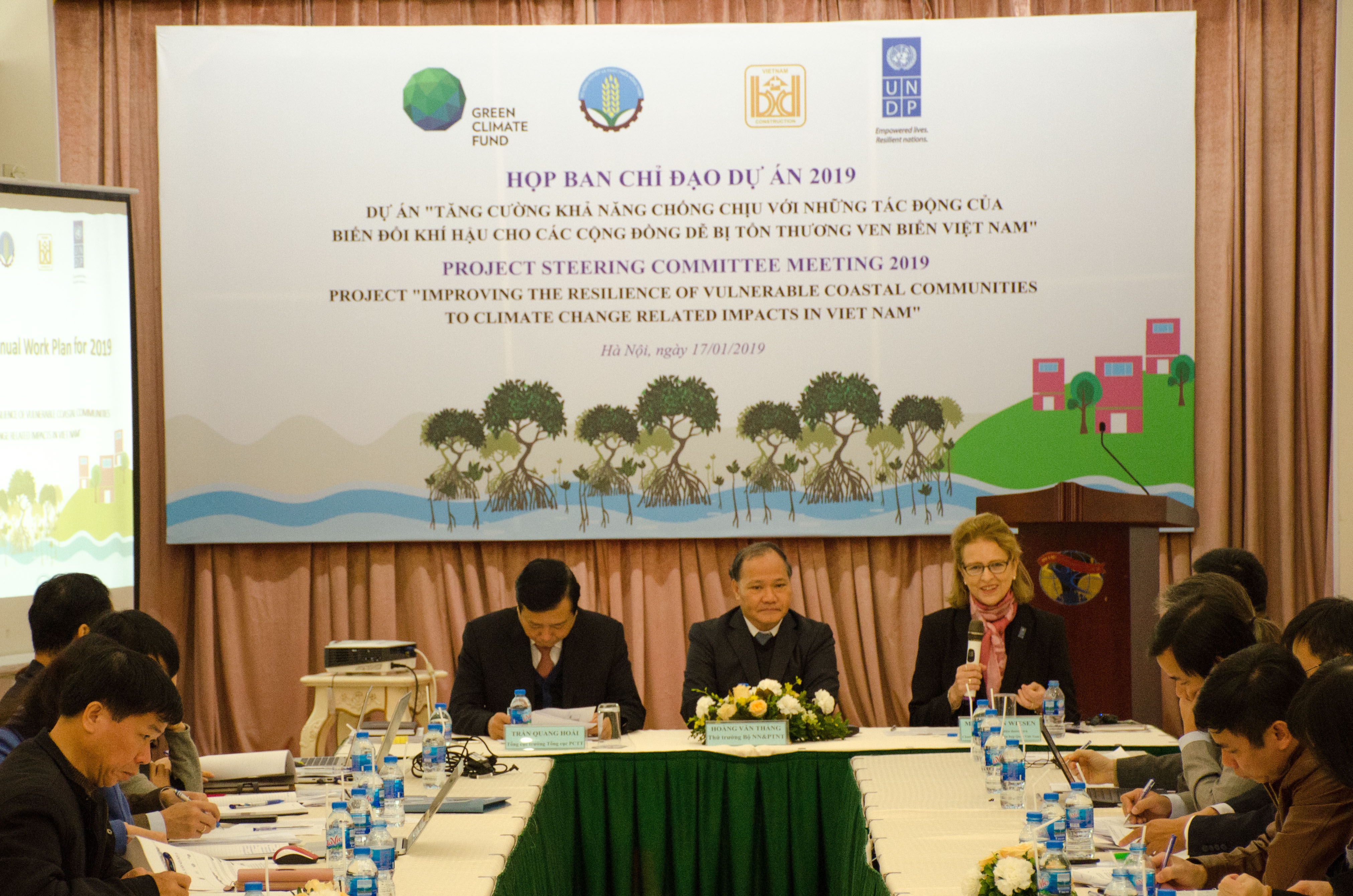 du an xay nha chong bao lu ven bien anh 1