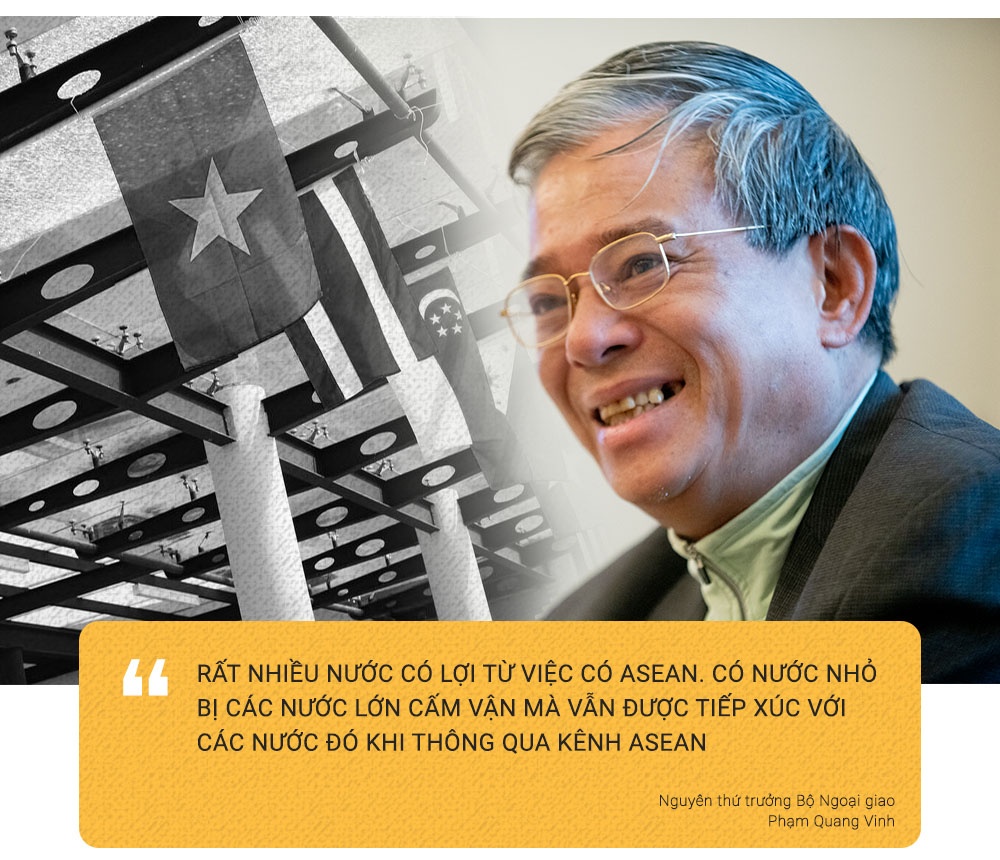 Dai su pham quang vinh noi ve doi ngoai anh 15