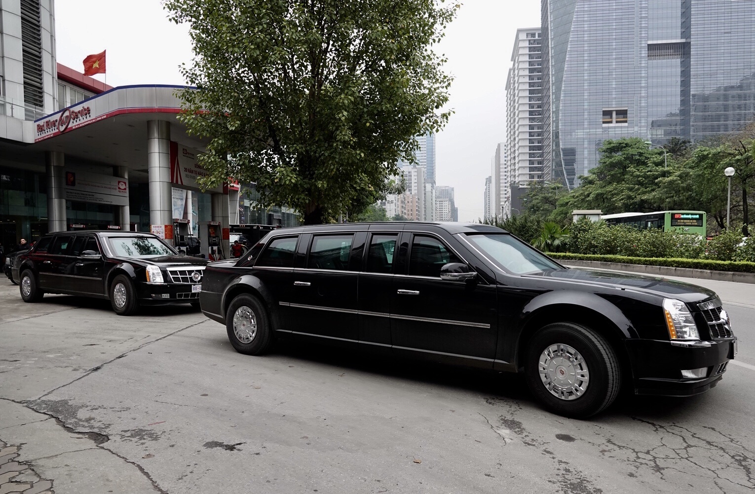 doan xe tong thong my do xang tai ha noi anh 10