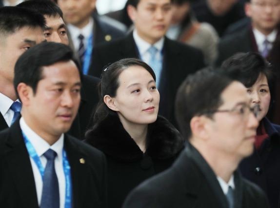 LHQ mien lenh cam di lai de doan Trieu Tien den VN du hoi nghi hinh anh