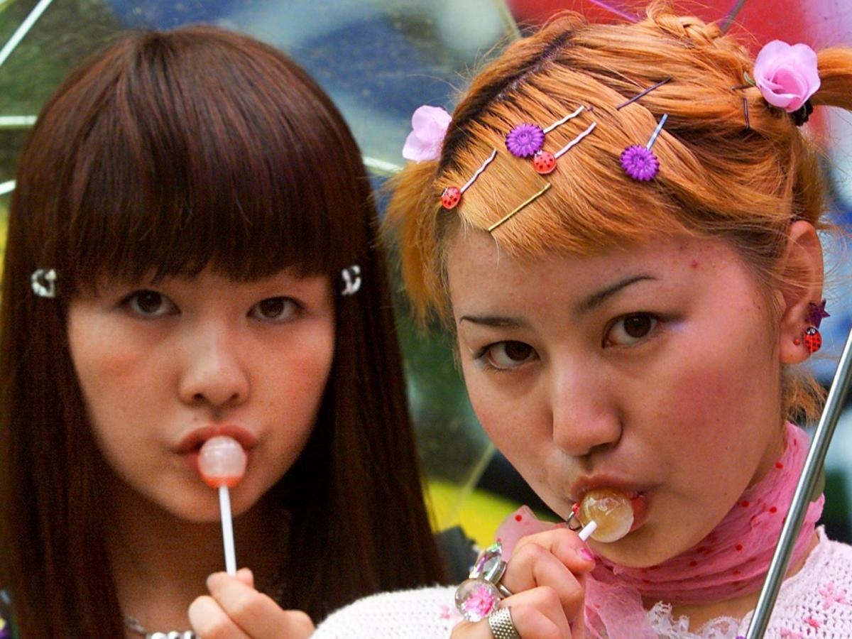 1/4 thanh nien Nhat Ban chua tung quan he tinh duc khac gioi hinh anh