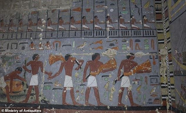 ngoi mo co Ai Cap anh 6