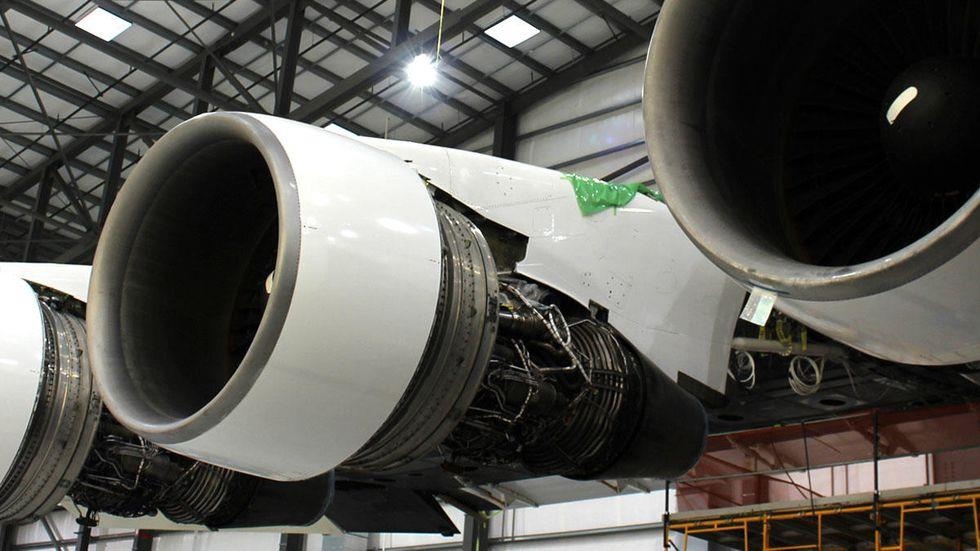 may bay khong lo Stratosphere anh 4