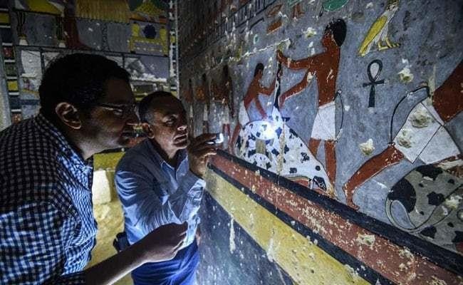 ngoi mo co Ai Cap anh 2