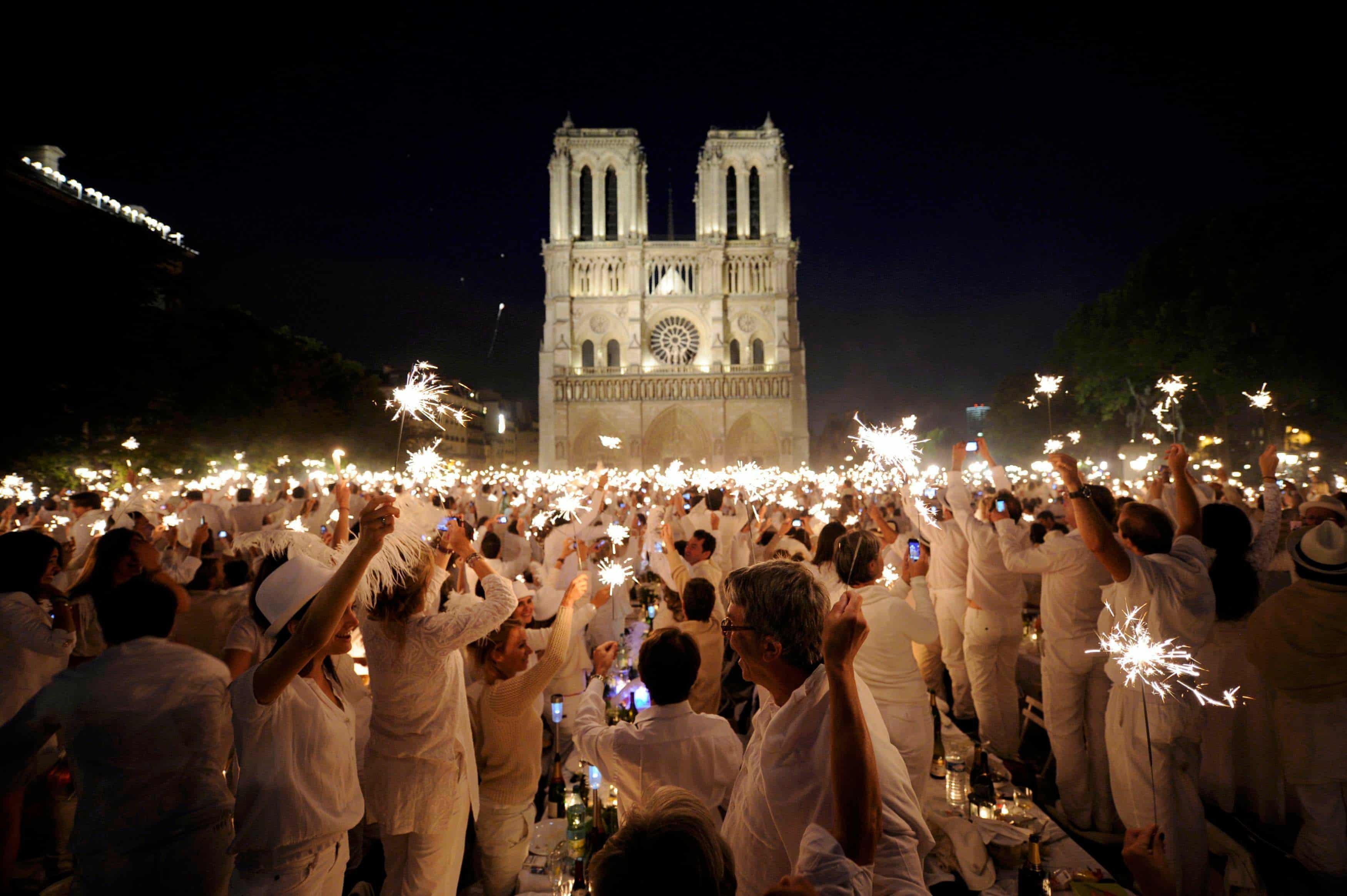 nha tho duc ba paris anh 11