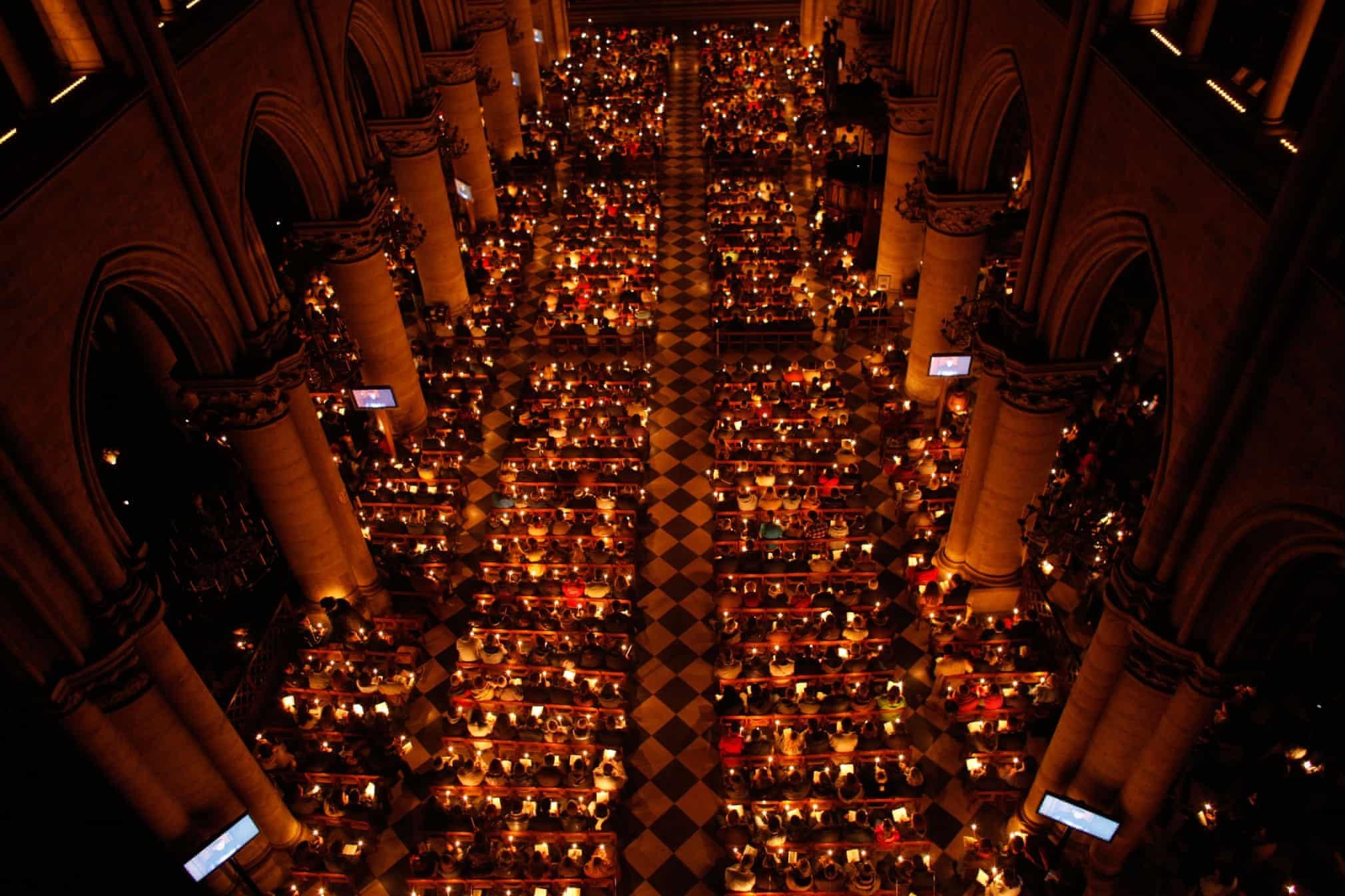 nha tho duc ba paris anh 13